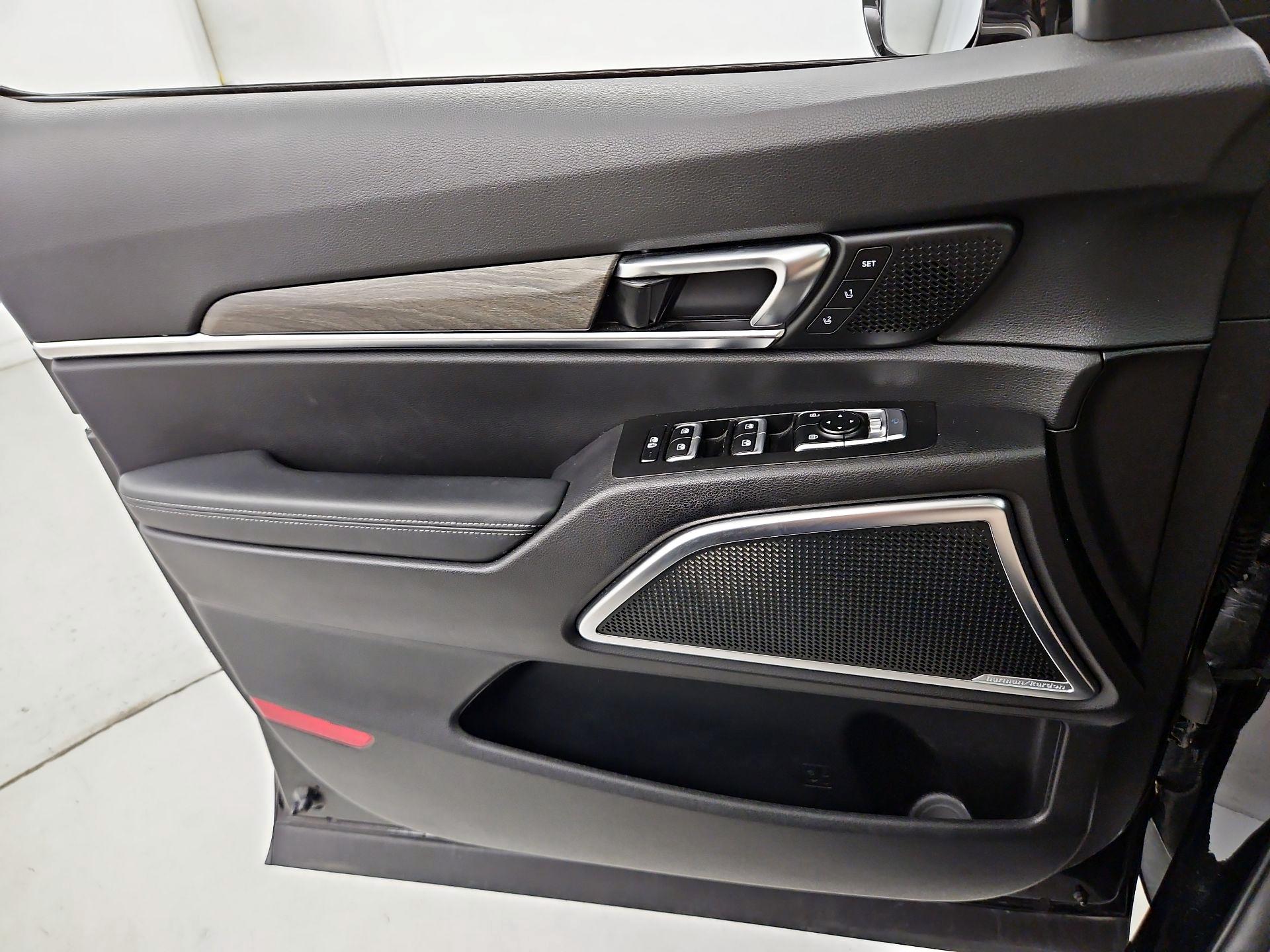 Thumbnail: 2021 Kia Telluride - 12