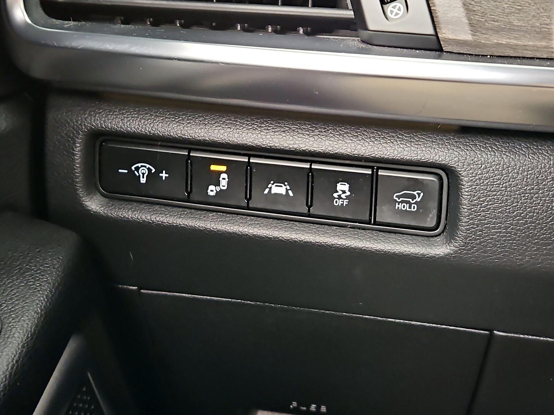 Thumbnail: 2021 Kia Telluride - 13