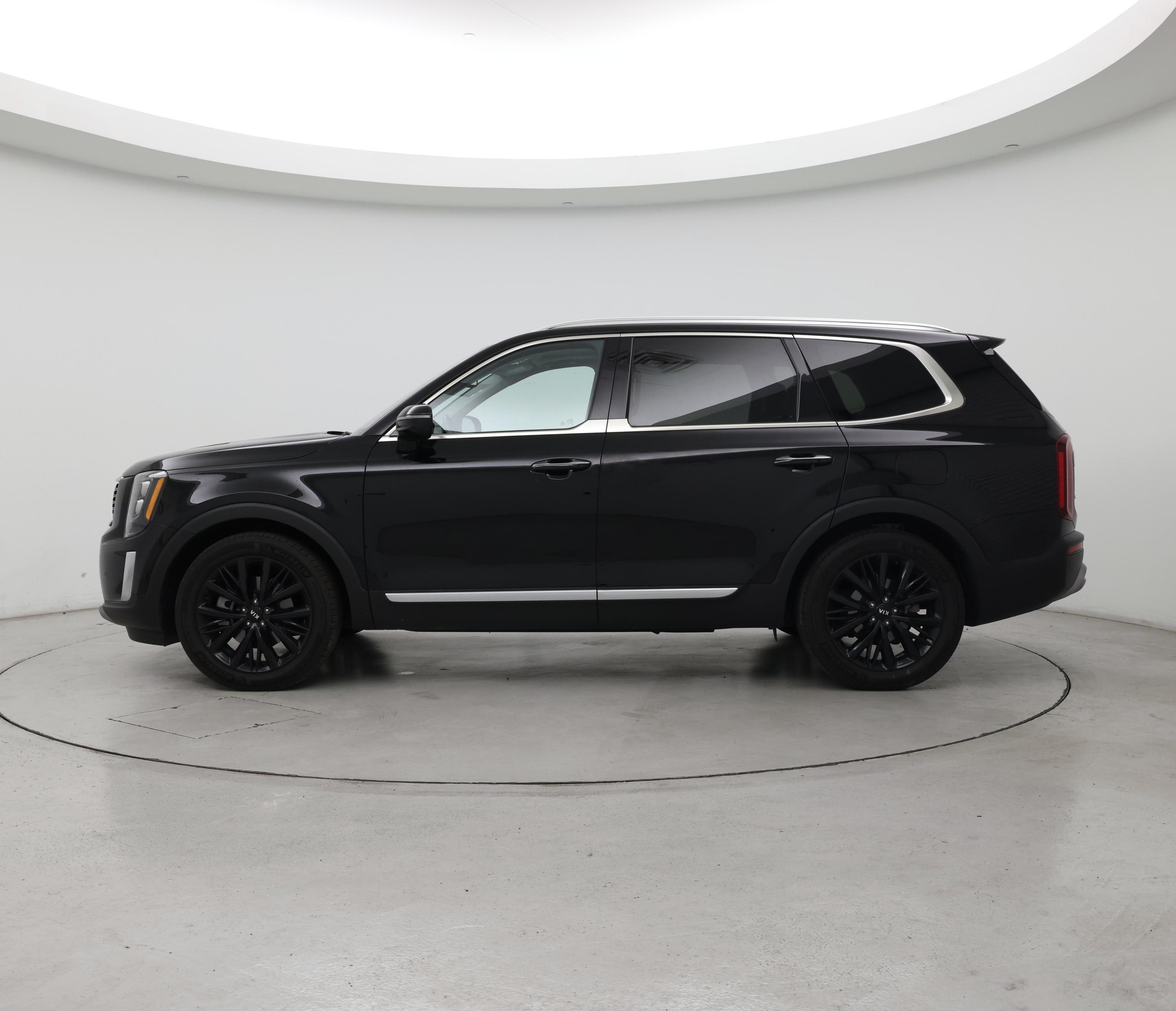 Thumbnail: 2021 Kia Telluride - 3