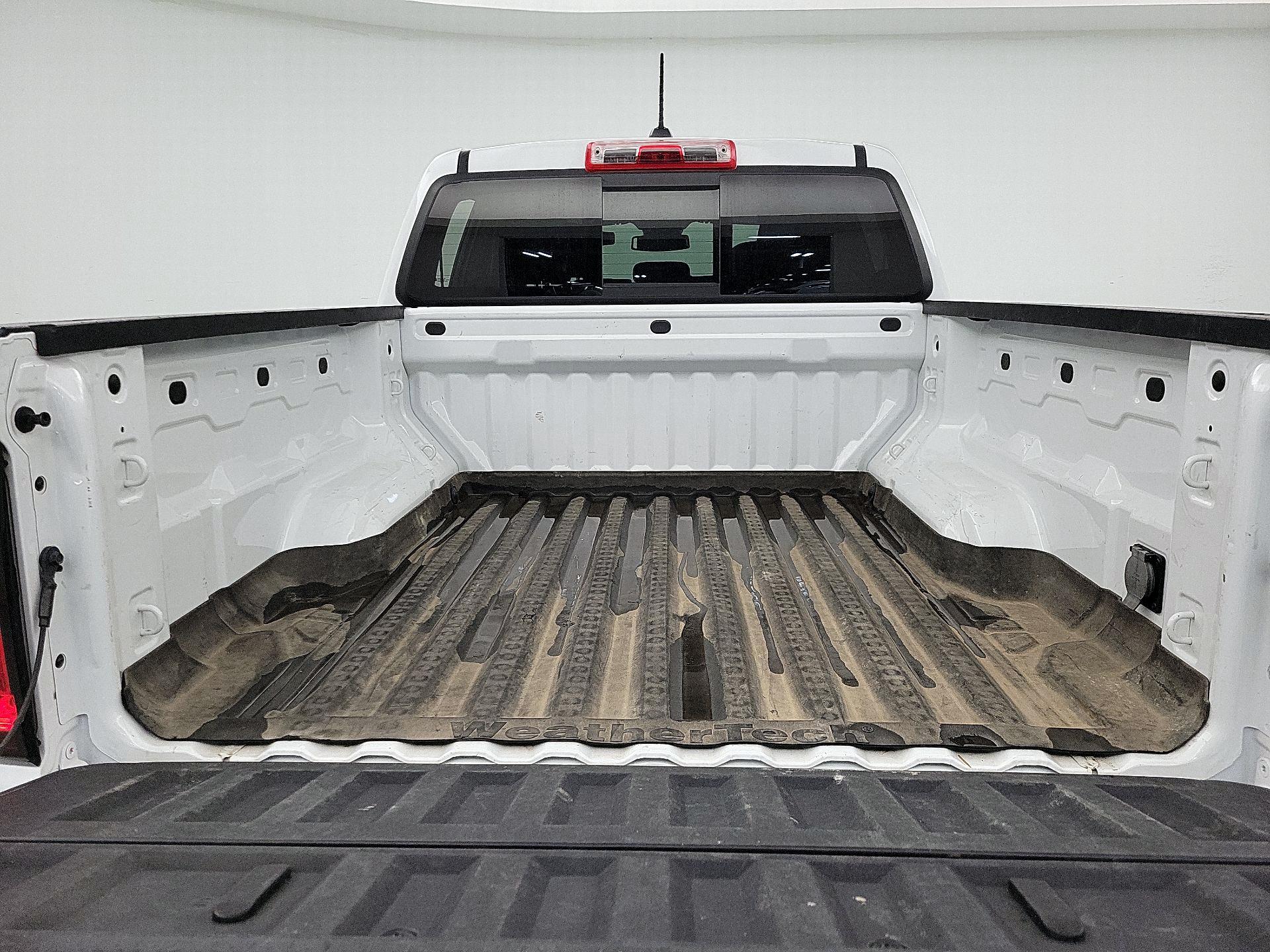 Thumbnail: 2024 GMC Canyon - 19