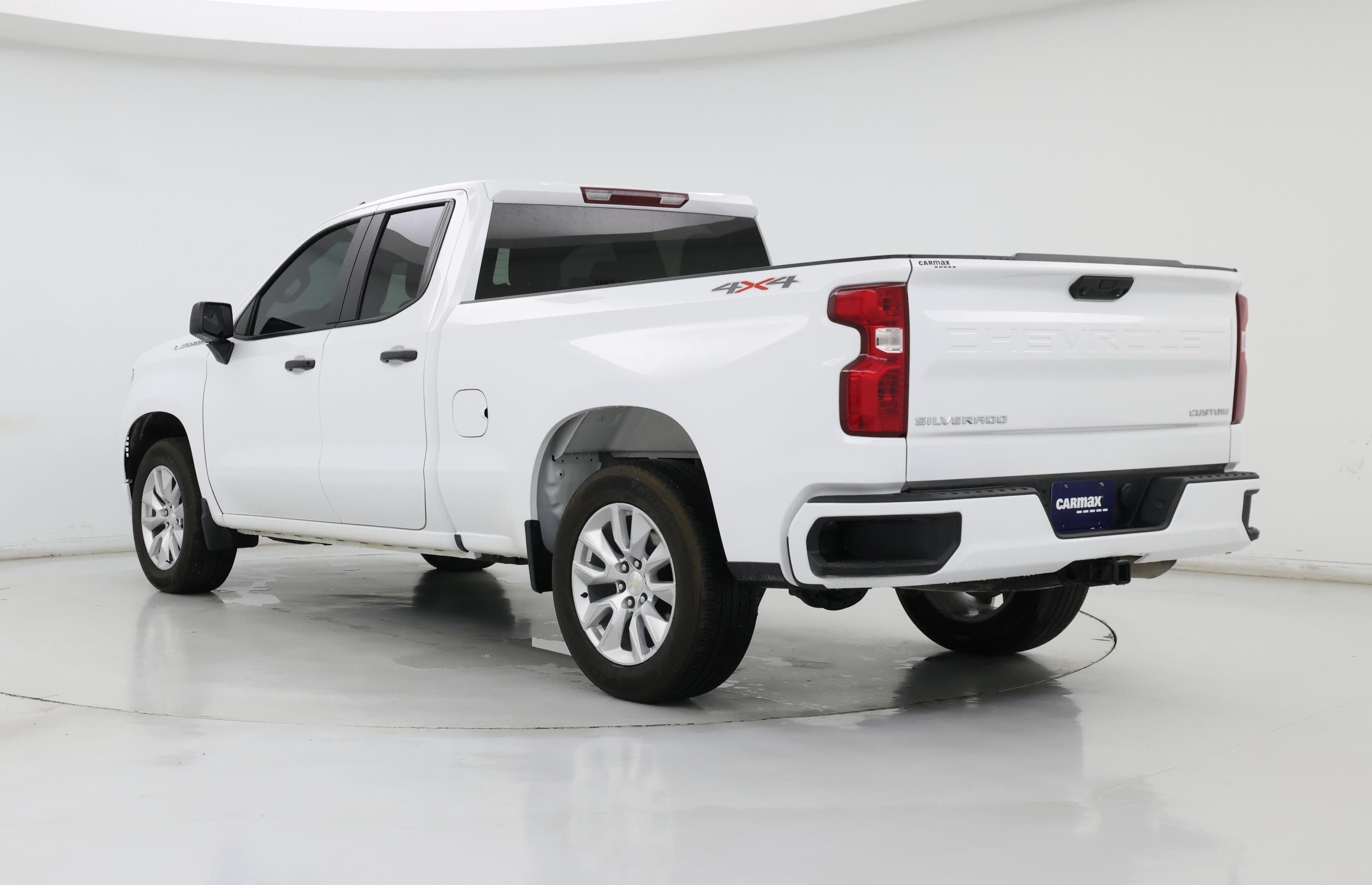 Thumbnail: 2024 Chevrolet Silverado 1500 - 2