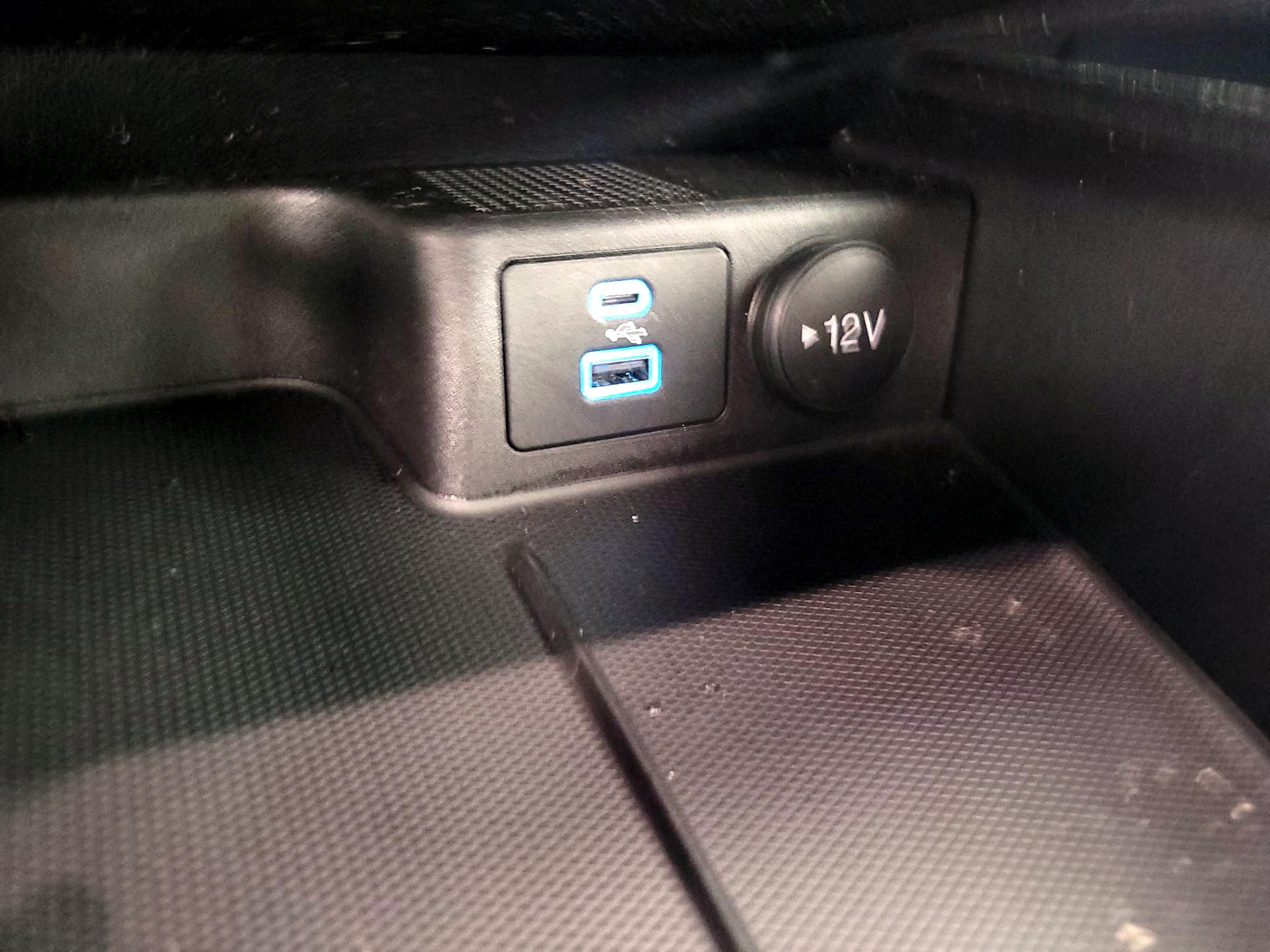 Thumbnail: 2023 Ford Escape - 18