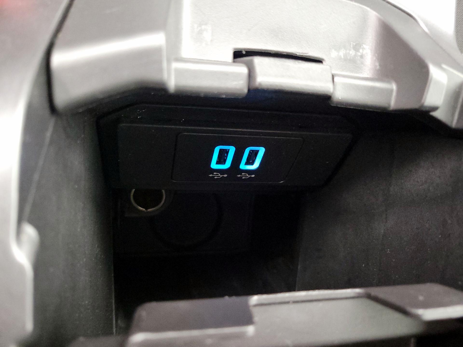 Thumbnail: 2018 Ford C-Max - 18