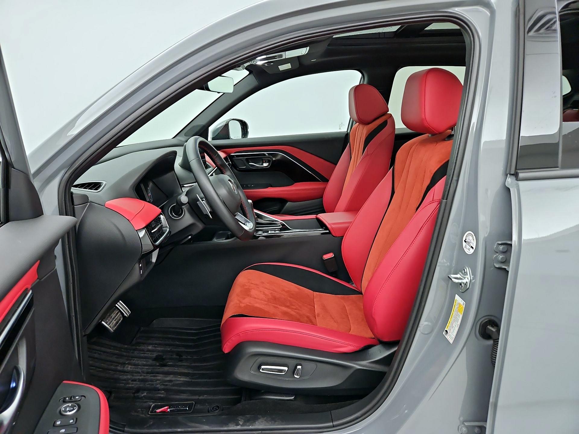 Thumbnail: 2025 Acura ADX - 11