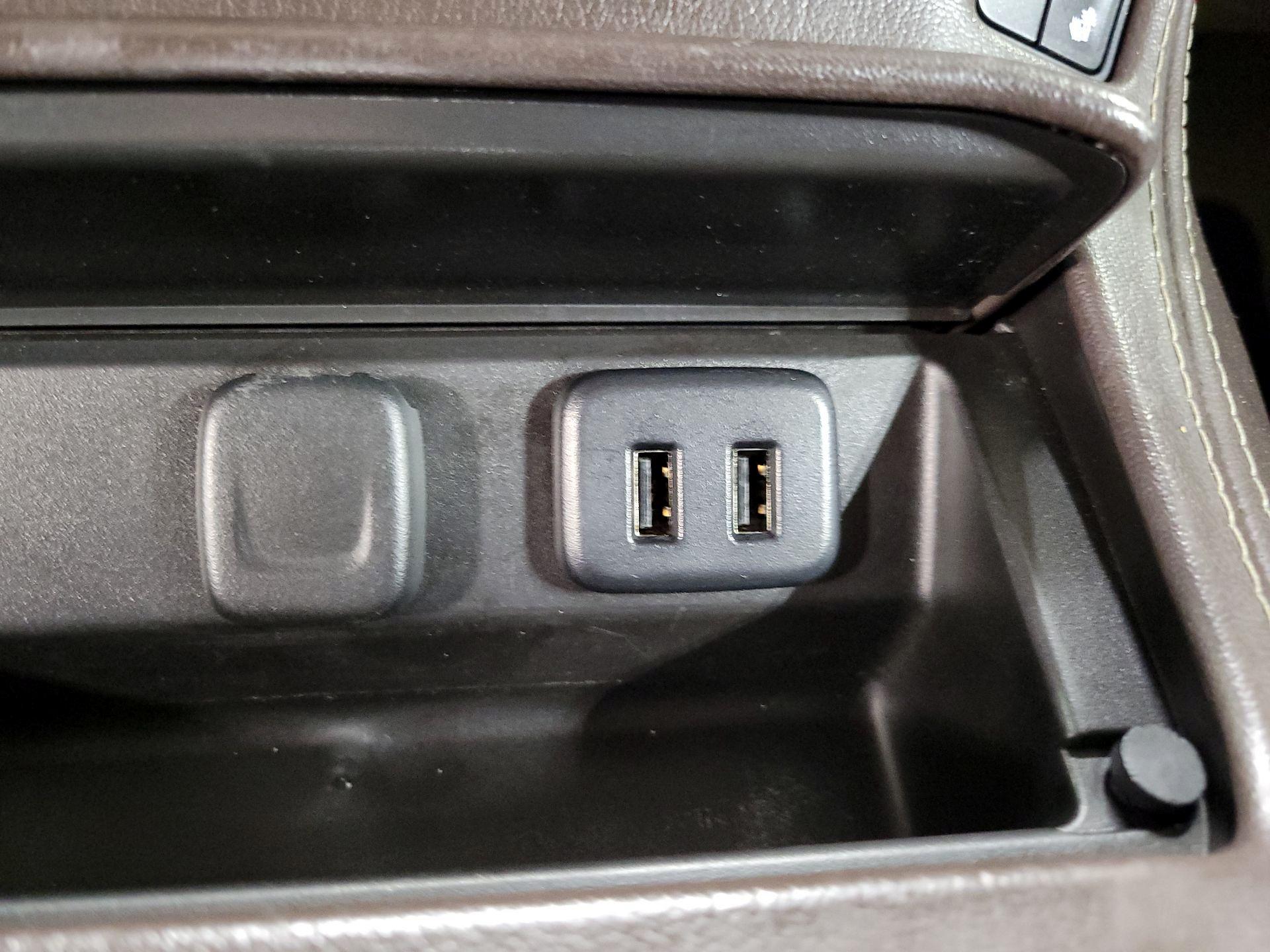 Thumbnail: 2016 Chevrolet Tahoe - 18