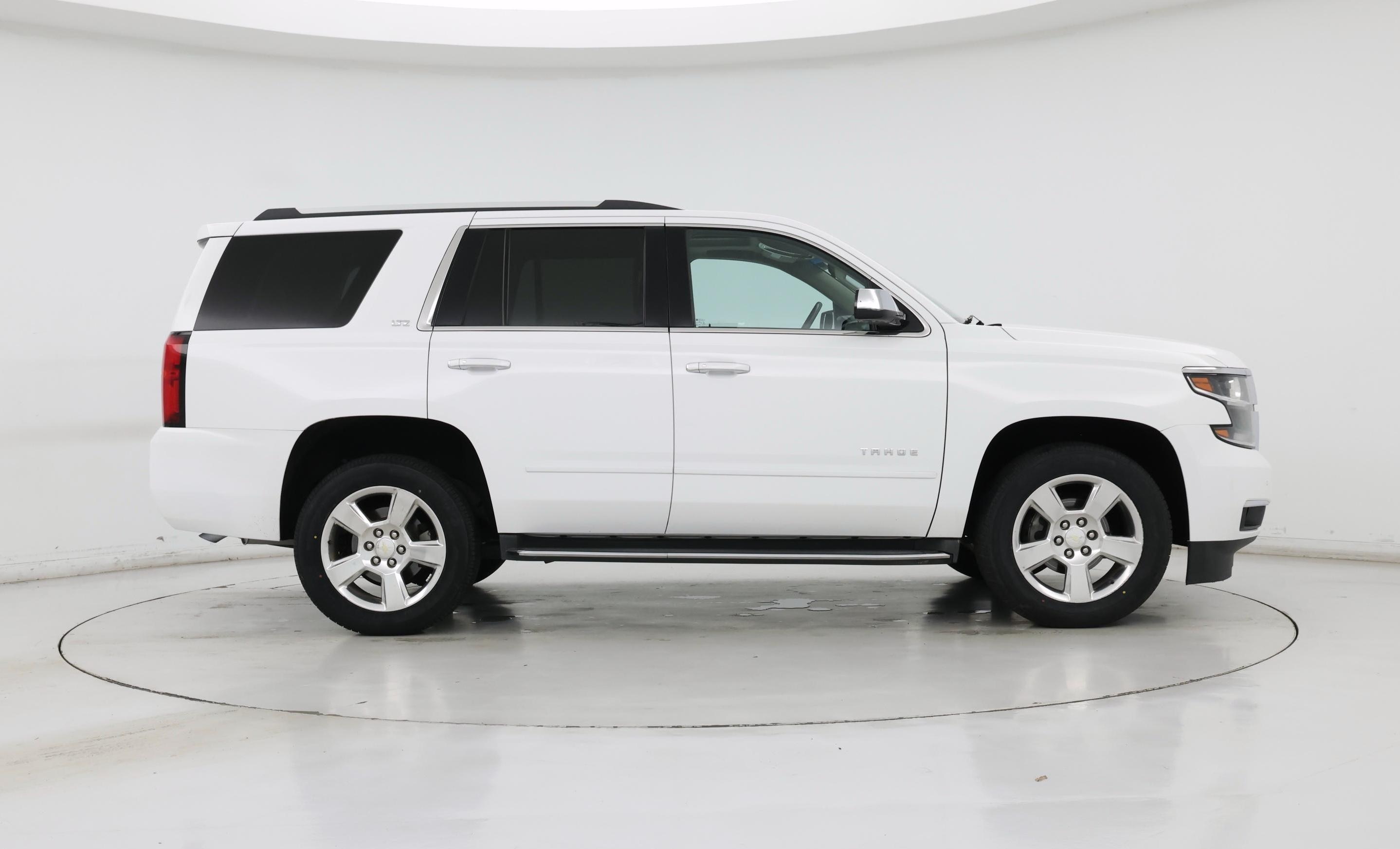 Thumbnail: 2016 Chevrolet Tahoe - 7