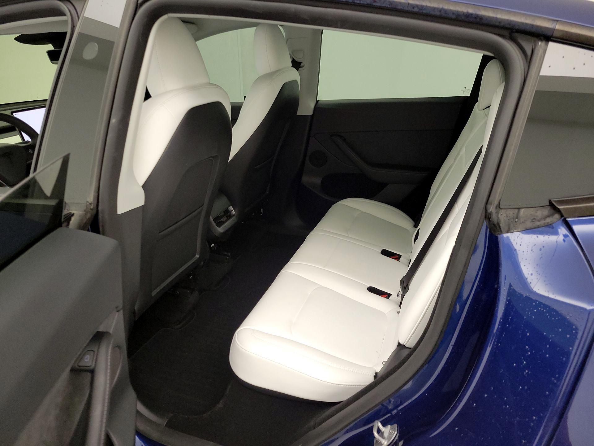 Thumbnail: 2023 Tesla Model Y - 19