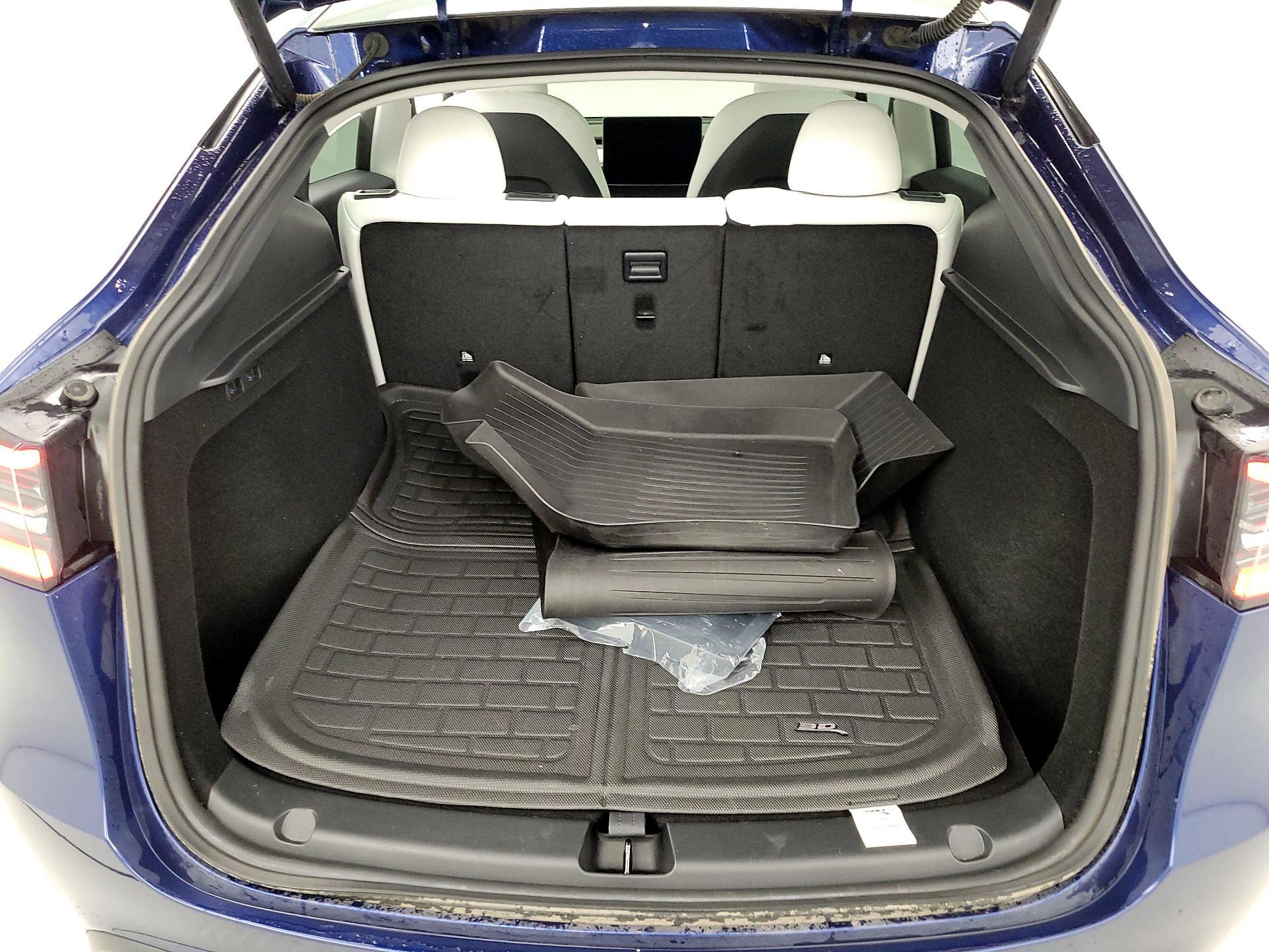 Thumbnail: 2023 Tesla Model Y - 20