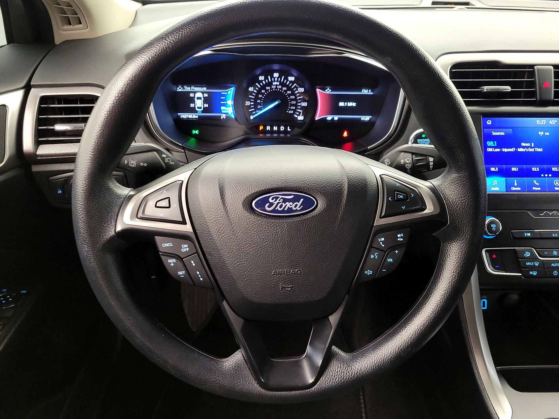 Thumbnail: 2020 Ford Fusion - 10