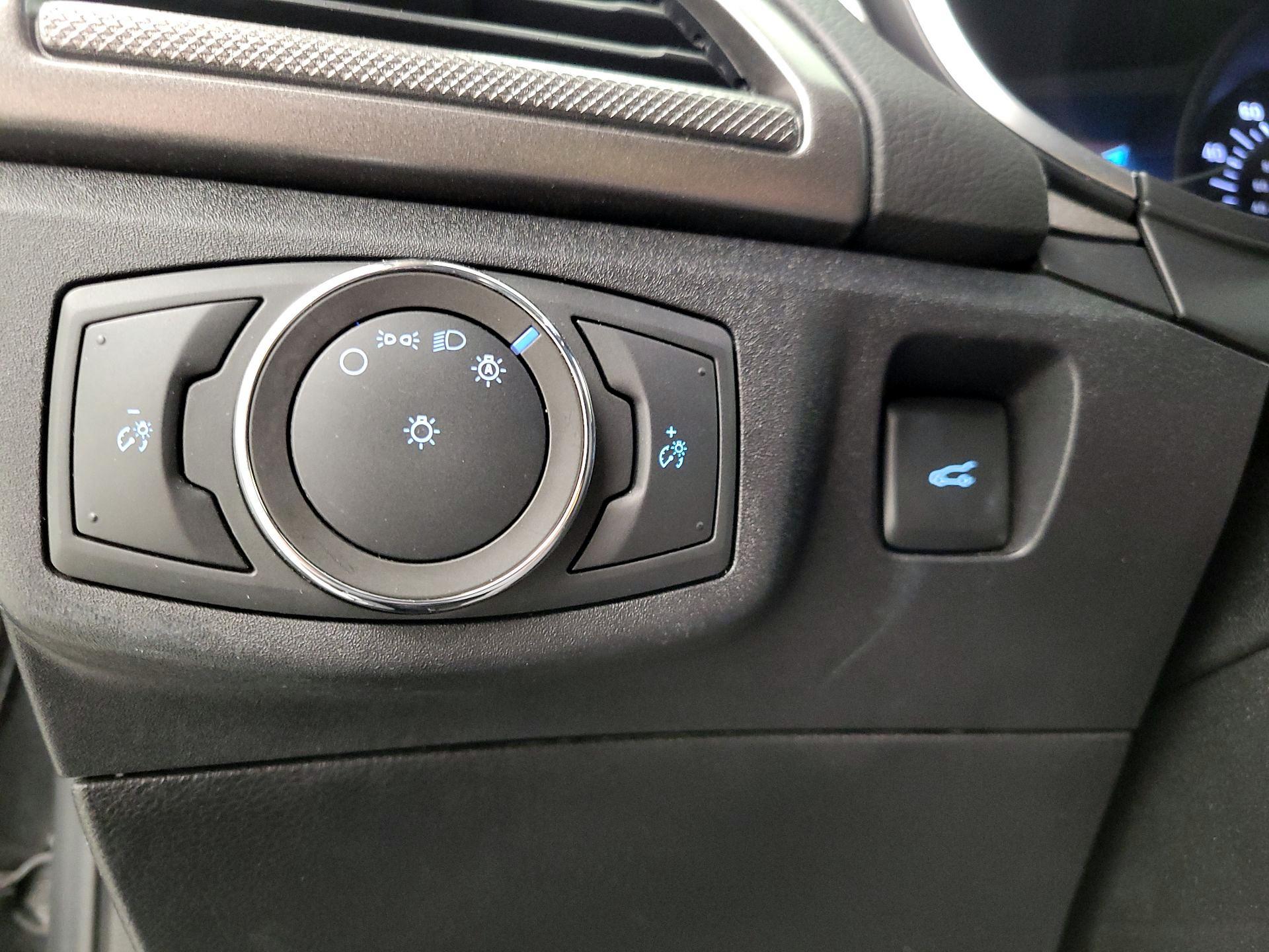 Thumbnail: 2020 Ford Fusion - 13