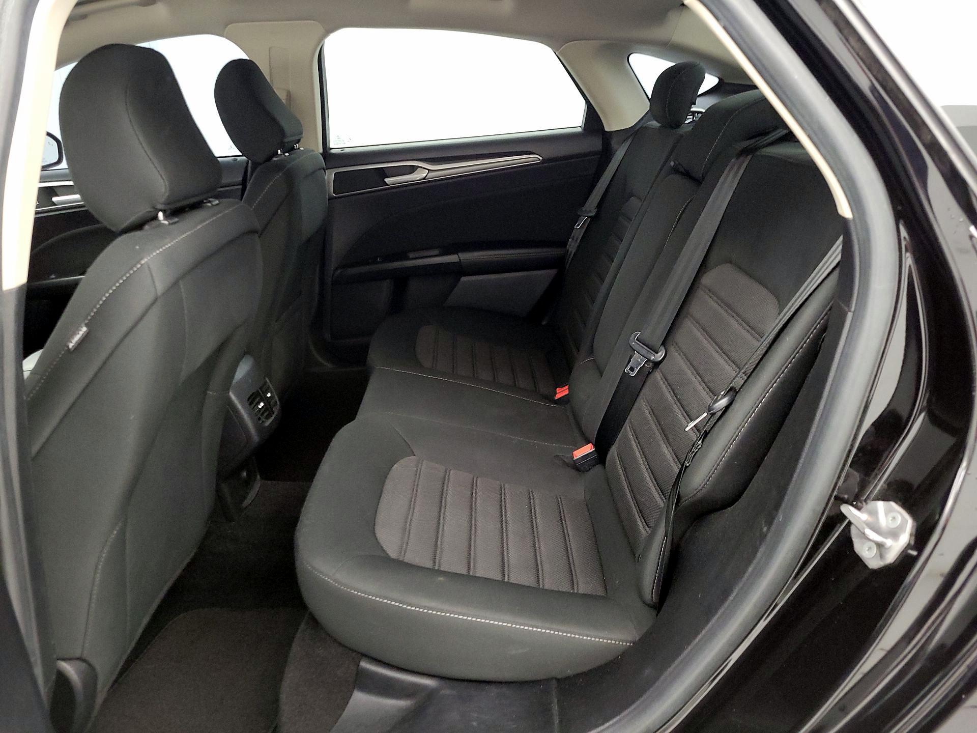 Thumbnail: 2020 Ford Fusion - 20