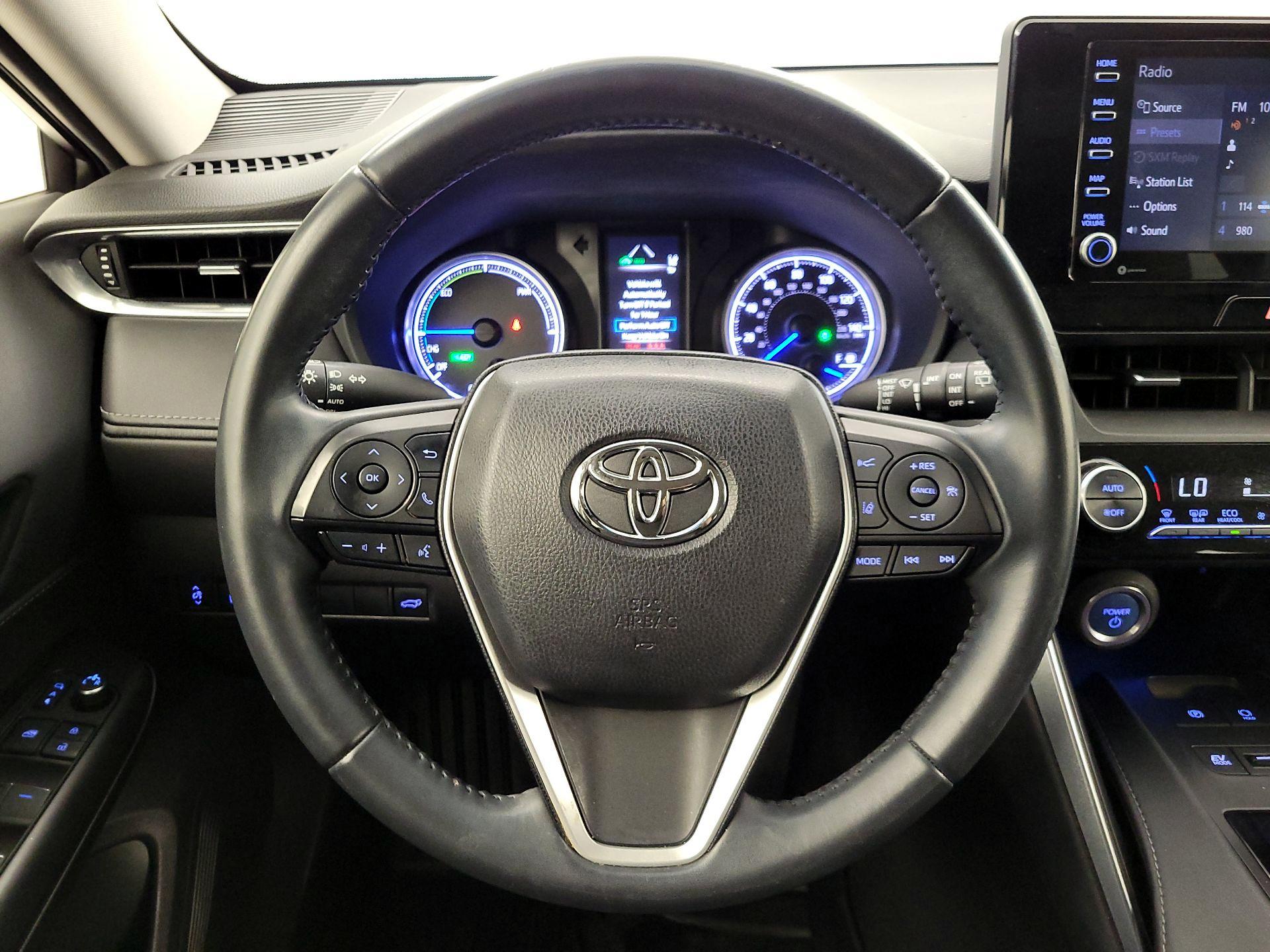 Thumbnail: 2021 Toyota Venza - 10