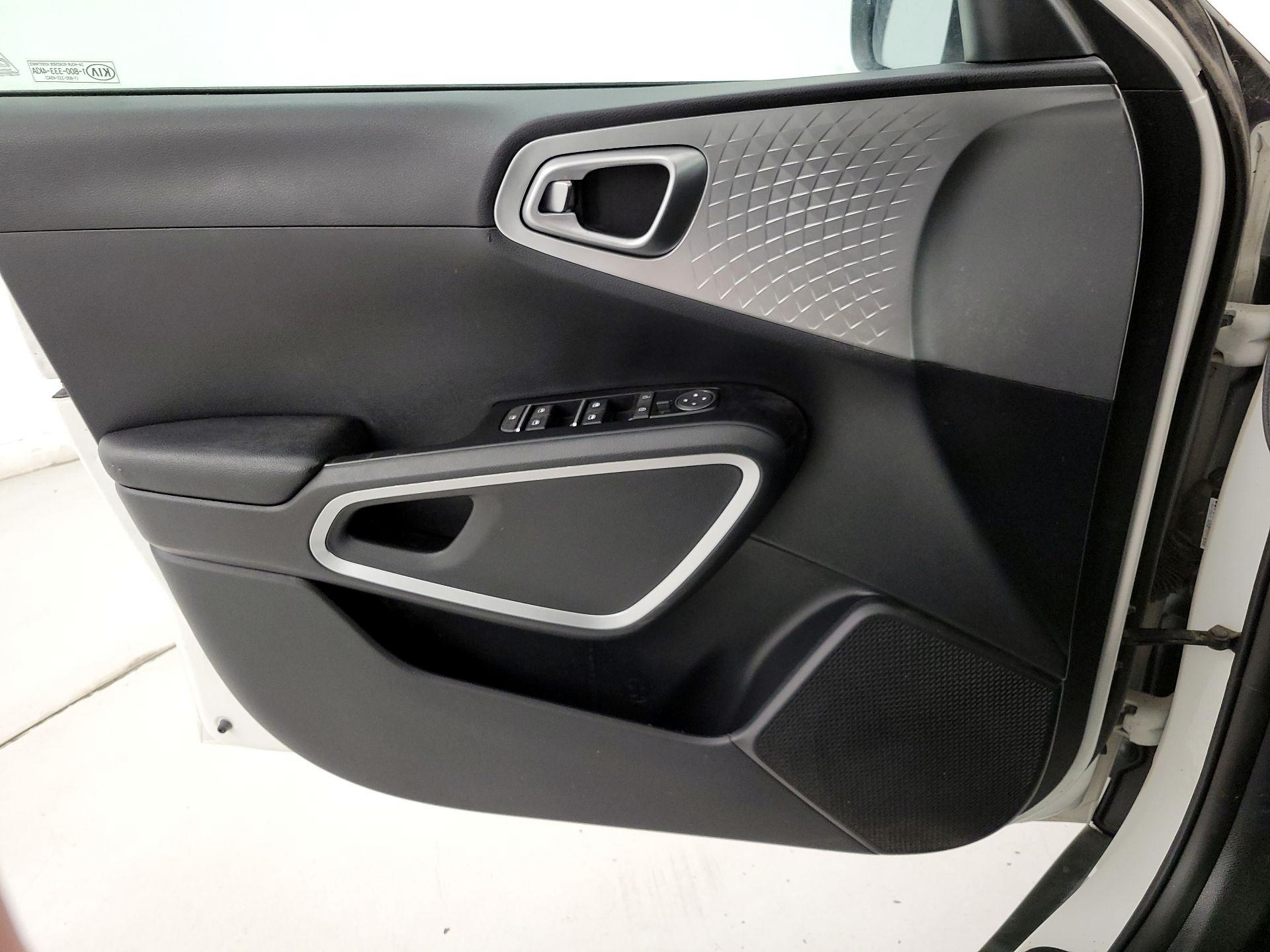 Thumbnail: 2021 Kia Soul - 12