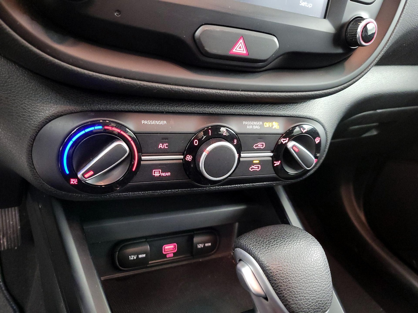 2021 Kia Soul LX - Photo 17