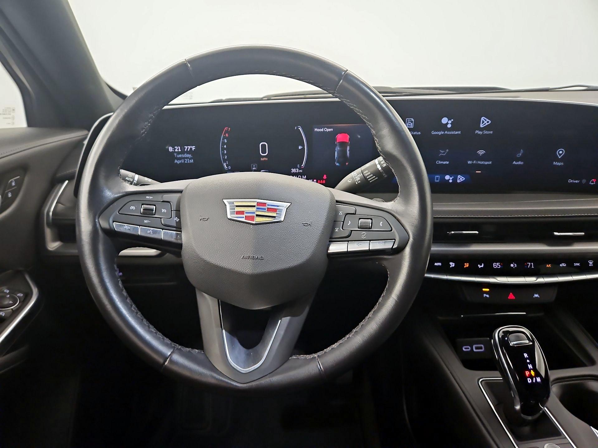 Thumbnail: 2024 Cadillac XT4 - 10