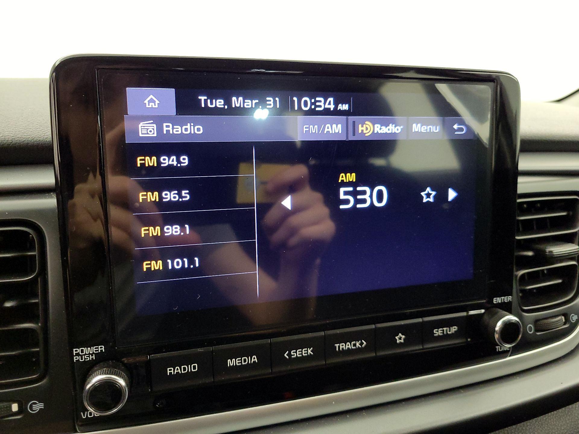 Thumbnail: 2022 Kia Rio - 15