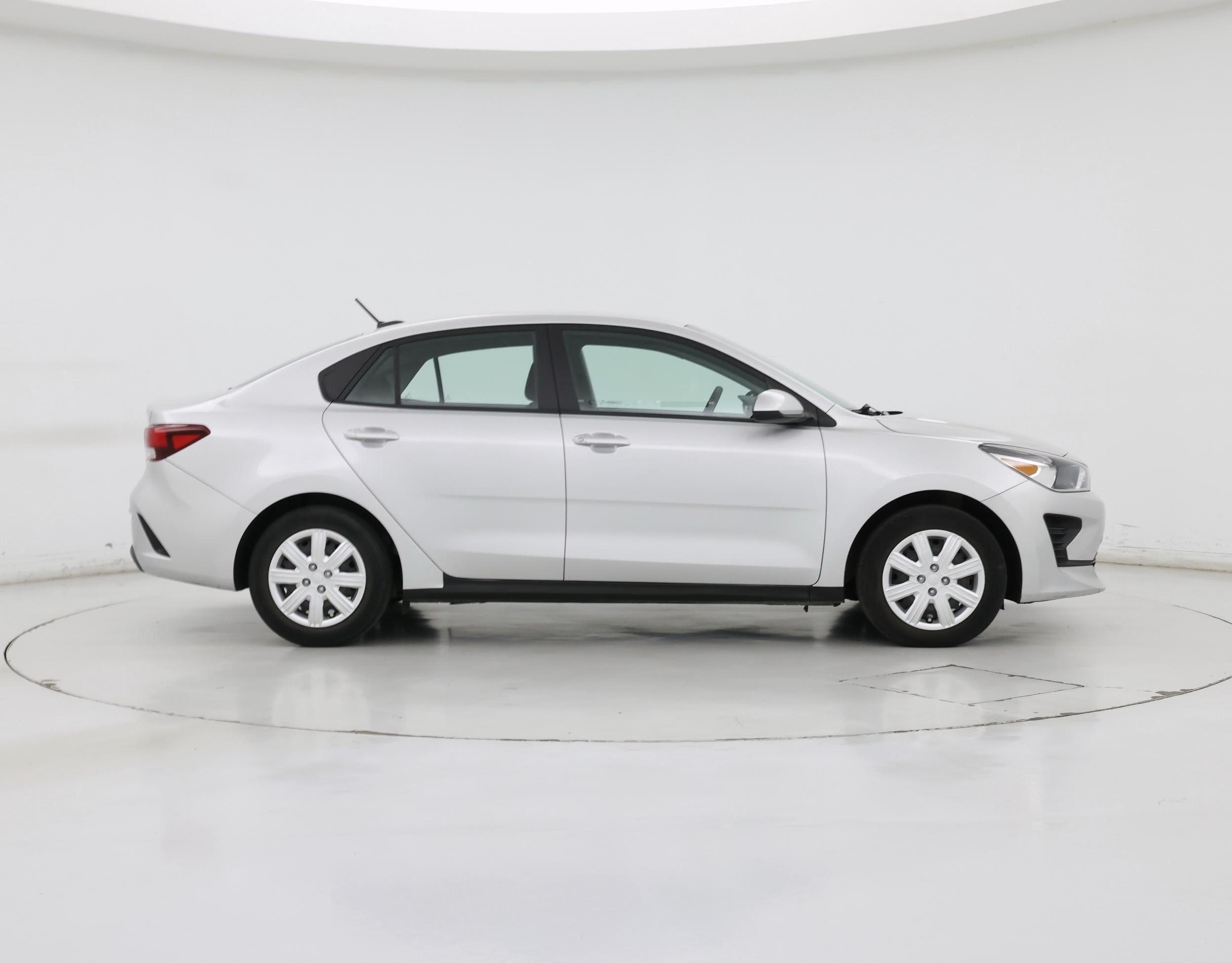 Thumbnail: 2022 Kia Rio - 7