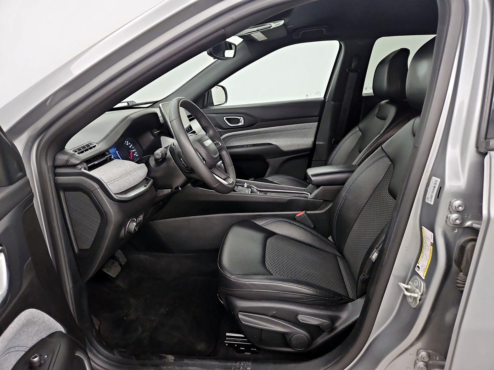 Thumbnail: 2024 Jeep Compass - 11