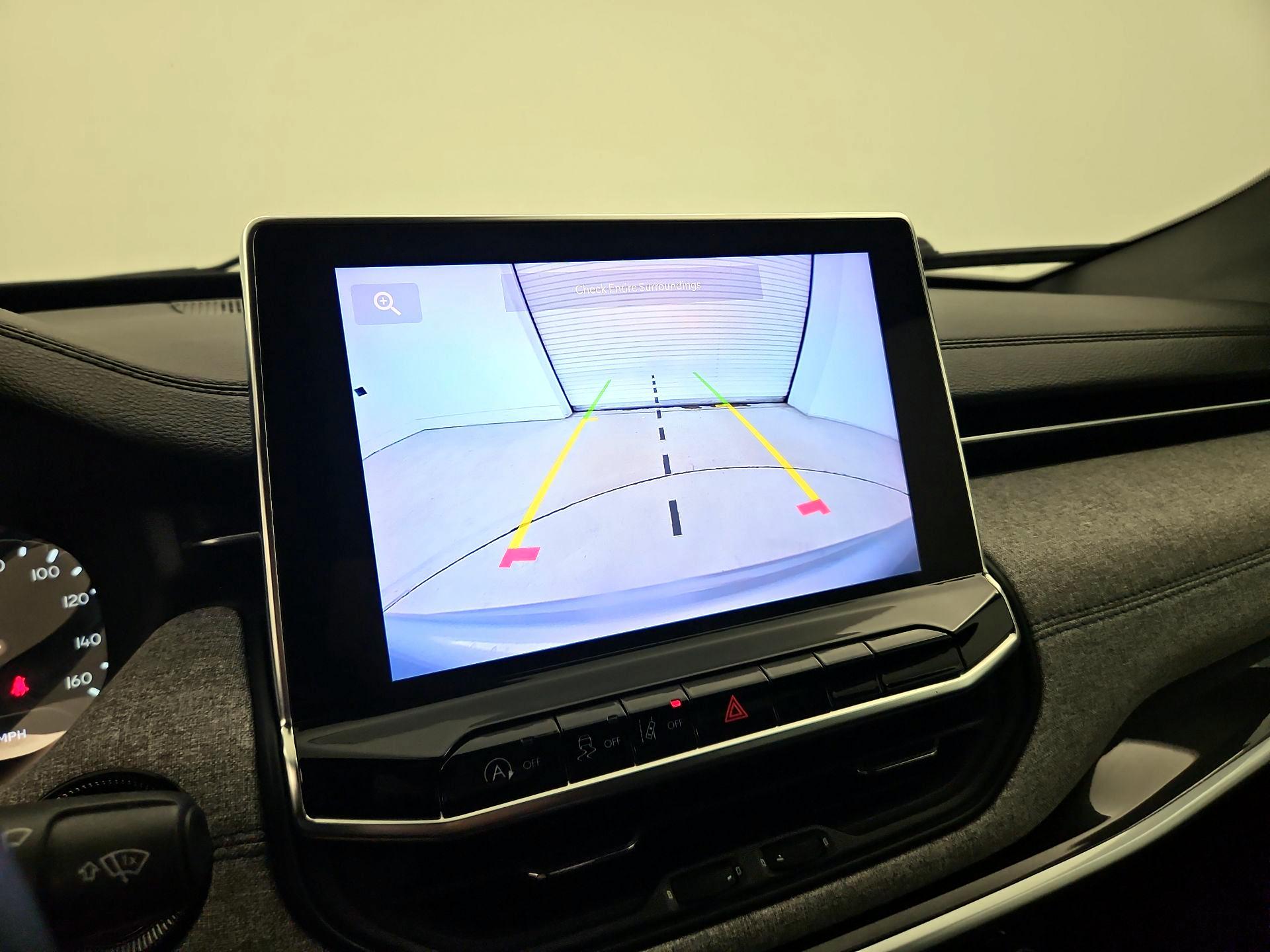 Thumbnail: 2024 Jeep Compass - 14