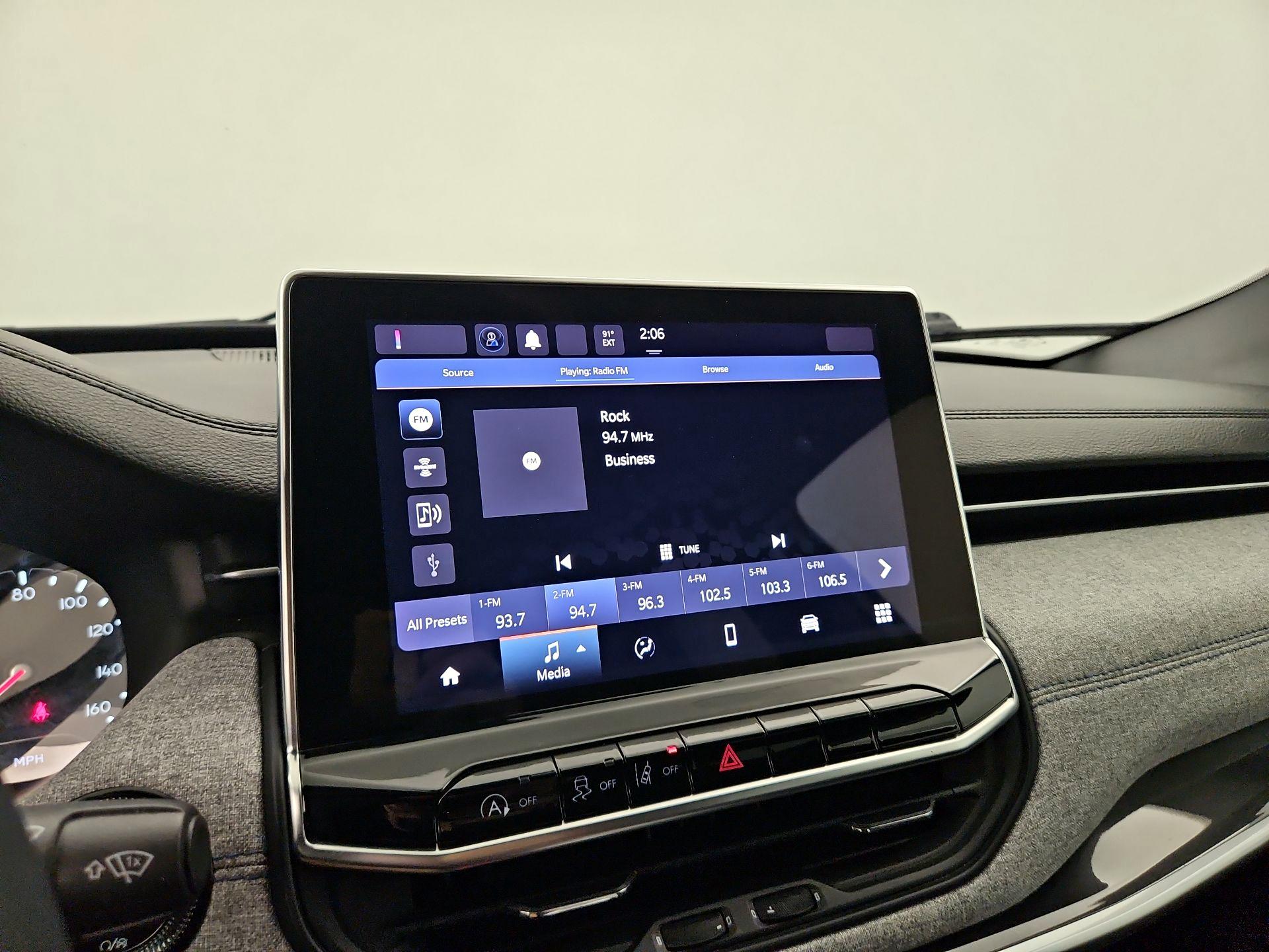 Thumbnail: 2024 Jeep Compass - 15