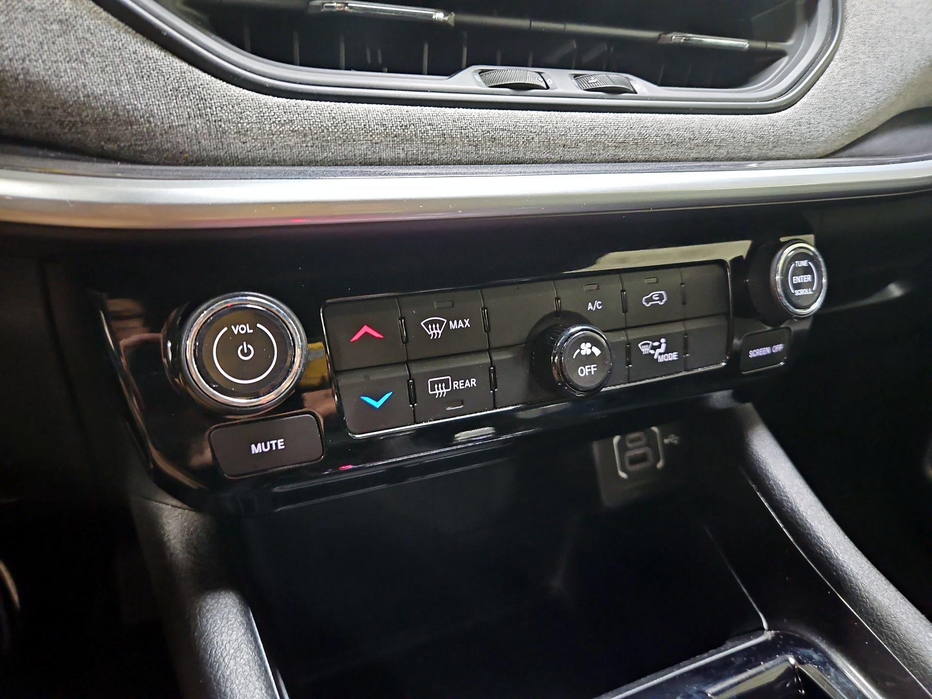 Thumbnail: 2024 Jeep Compass - 16