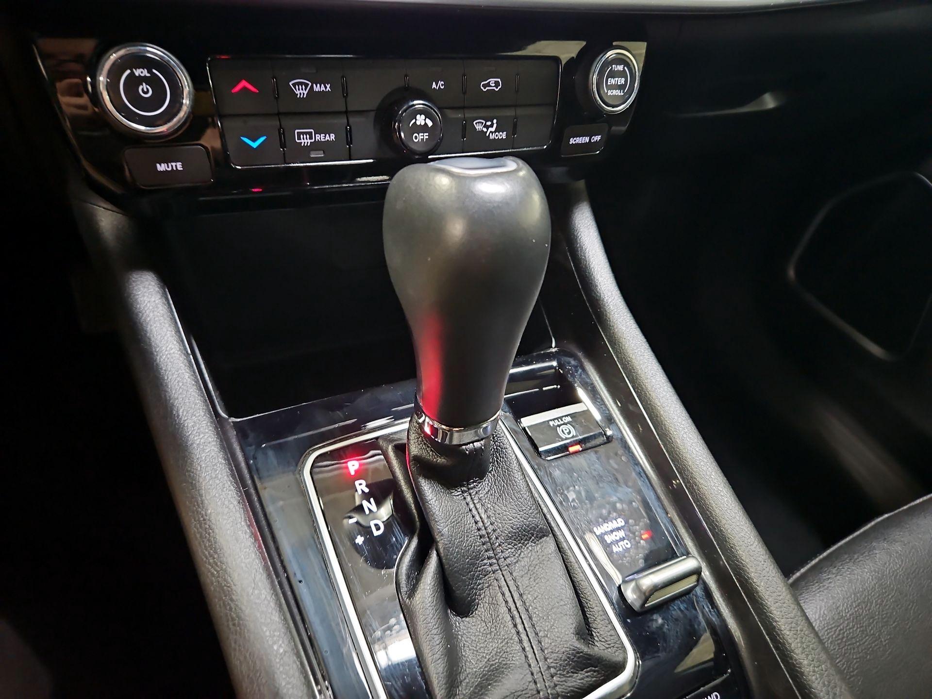 Thumbnail: 2024 Jeep Compass - 17