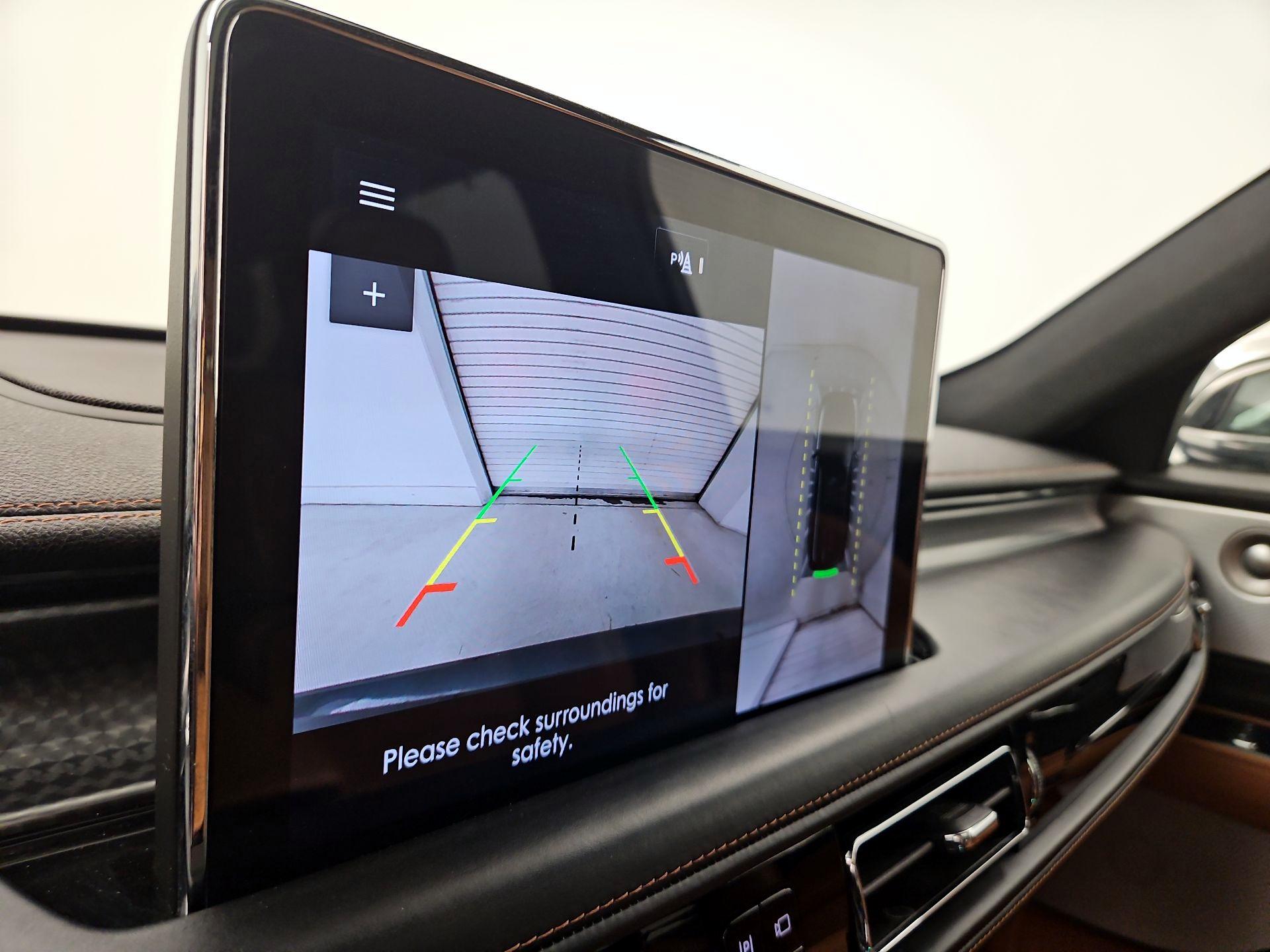 Thumbnail: 2020 Lincoln Aviator - 15
