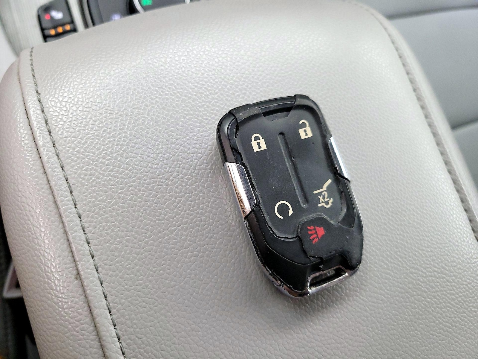 2021 GMC Acadia SLT - Photo 25