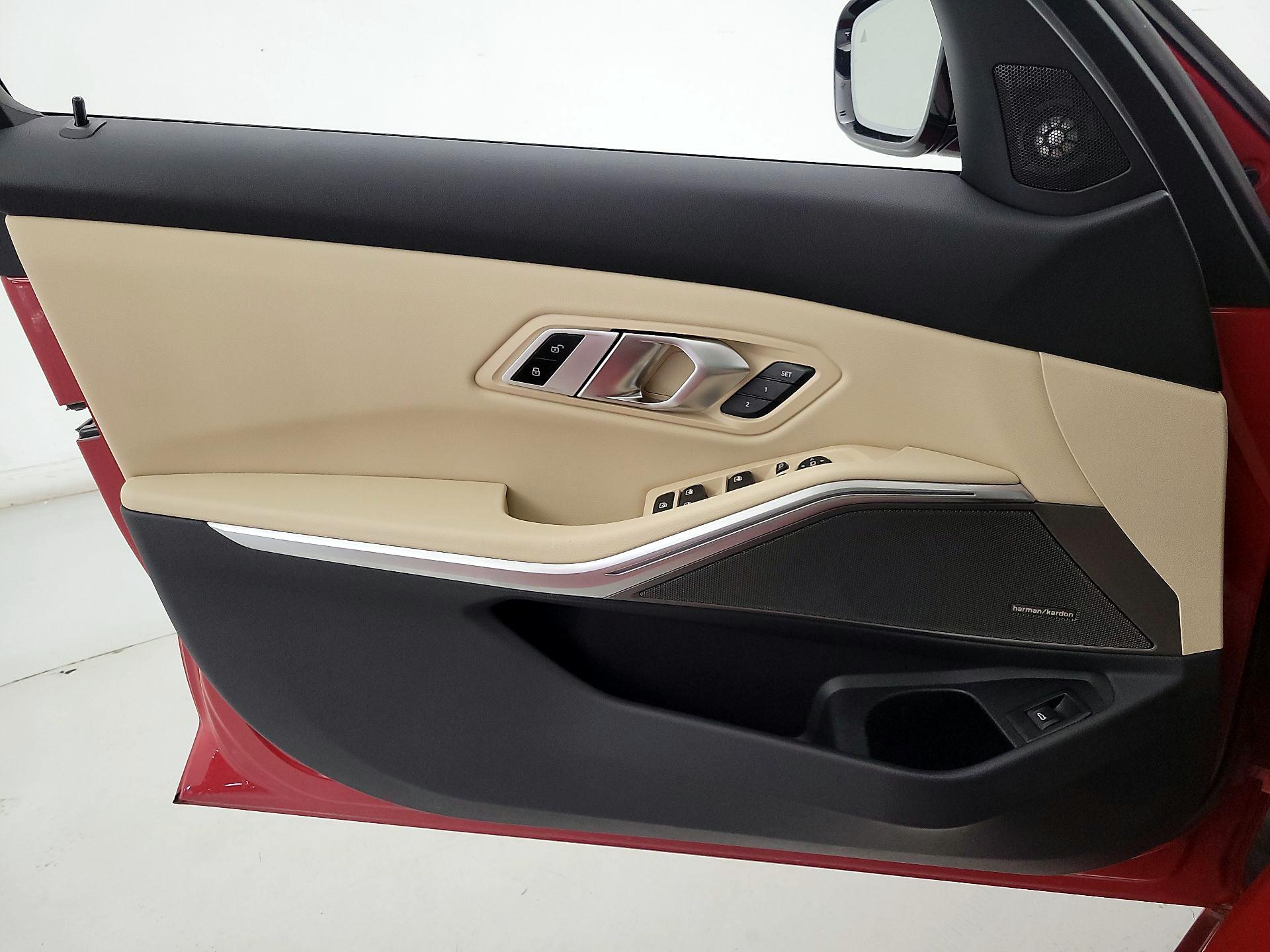 Thumbnail: 2023 BMW 3 Series - 12