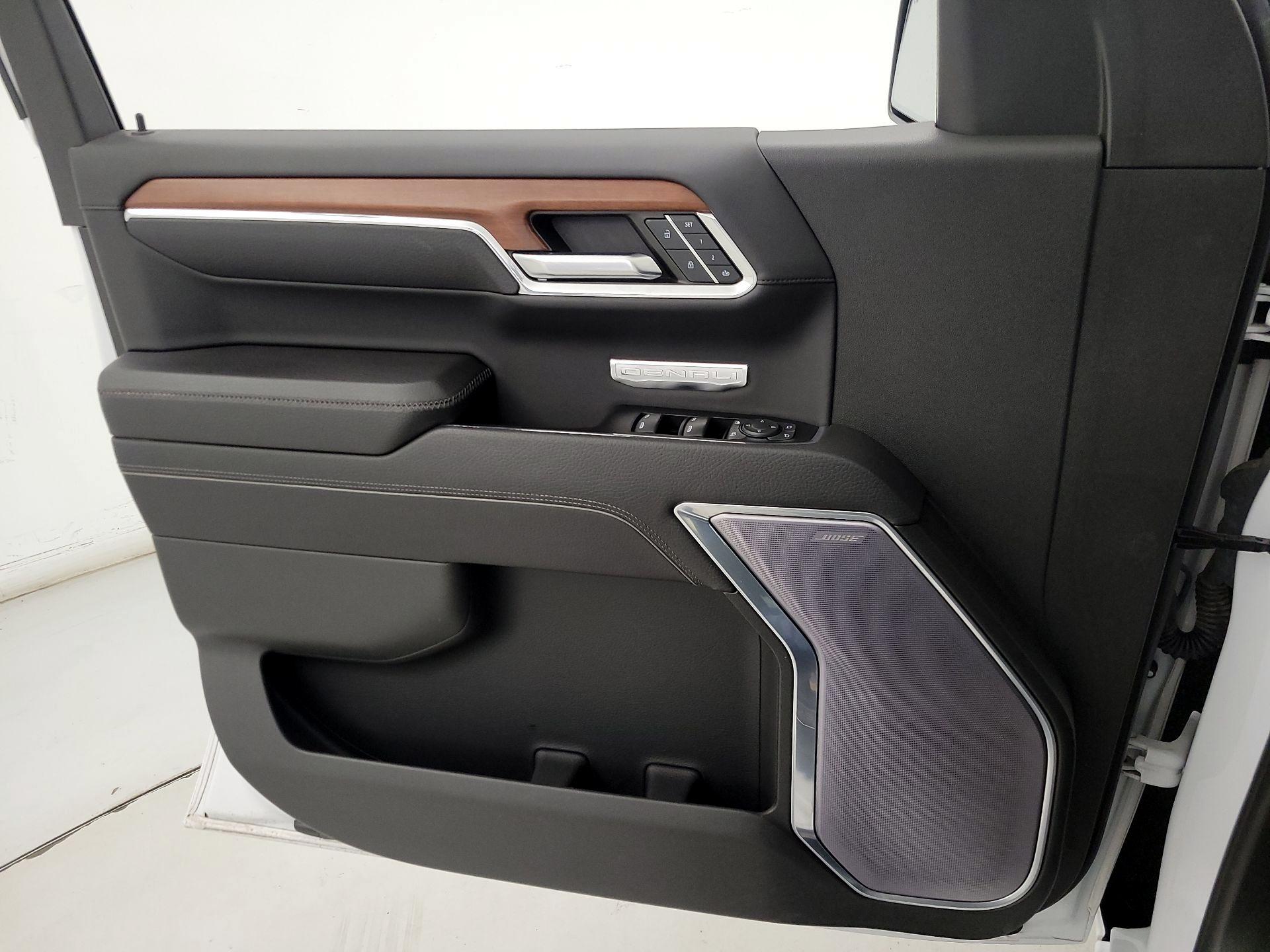 Thumbnail: 2022 GMC Sierra 1500 - 12