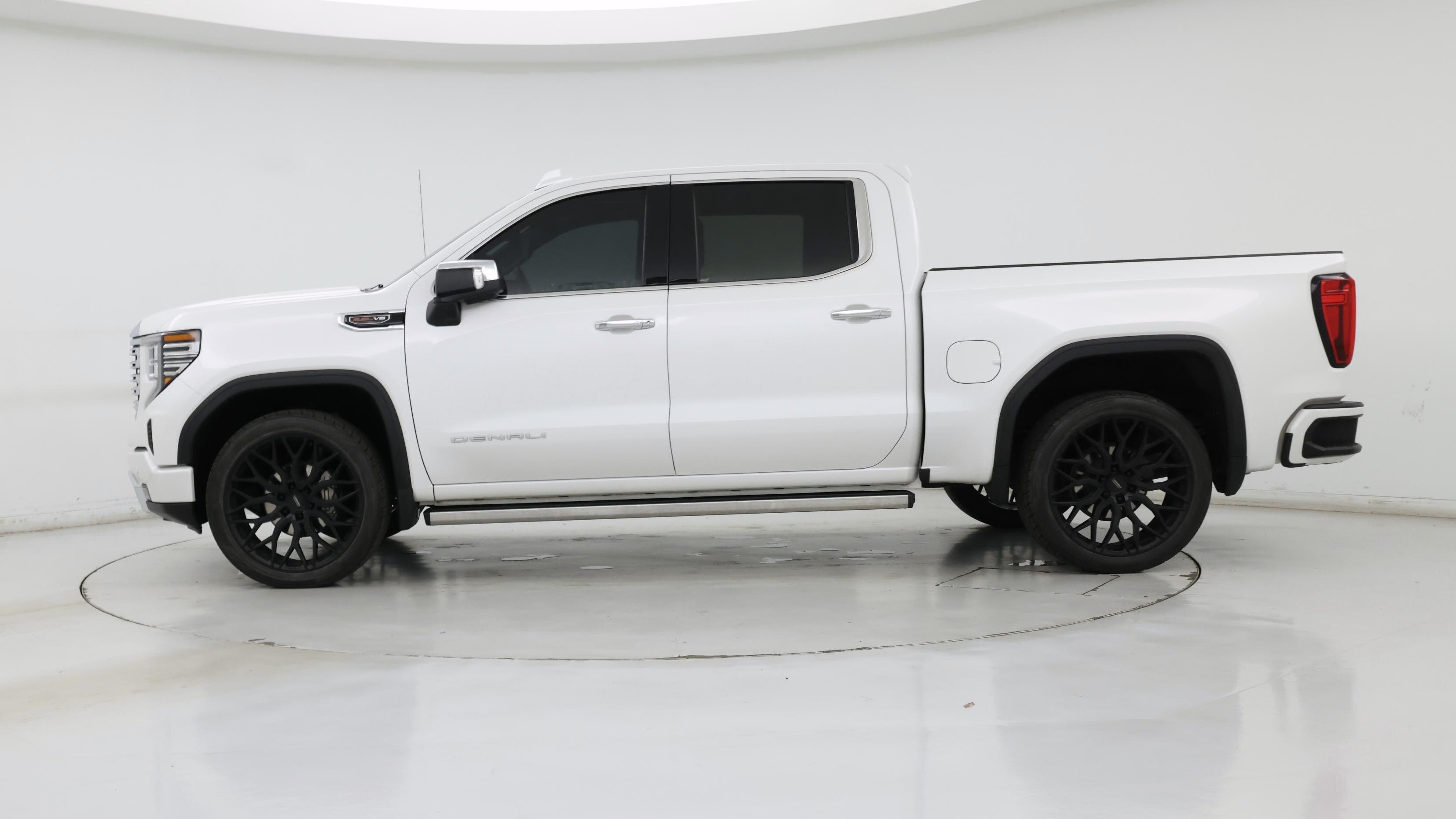 Thumbnail: 2022 GMC Sierra 1500 - 3