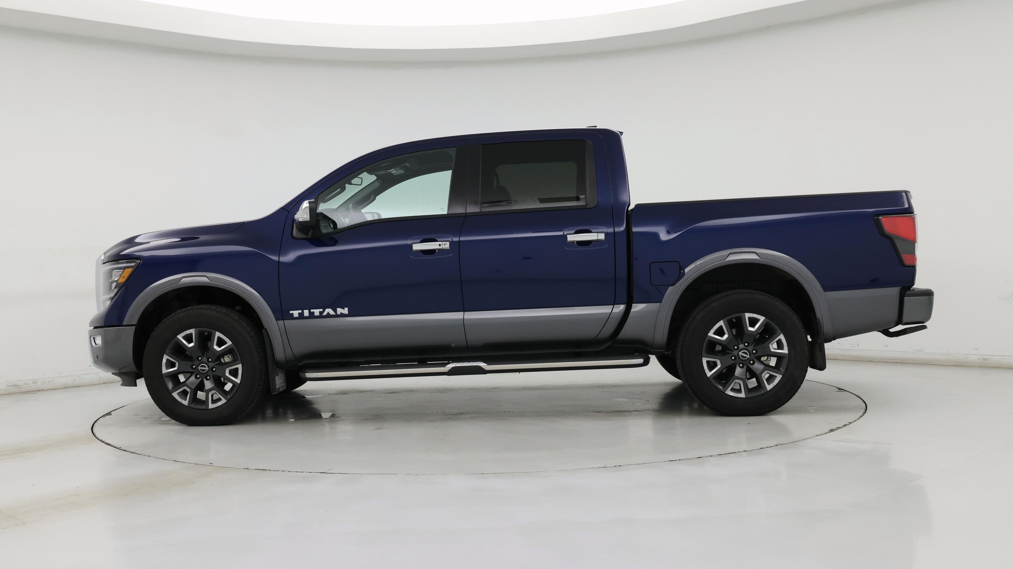 Thumbnail: 2023 Nissan Titan - 3
