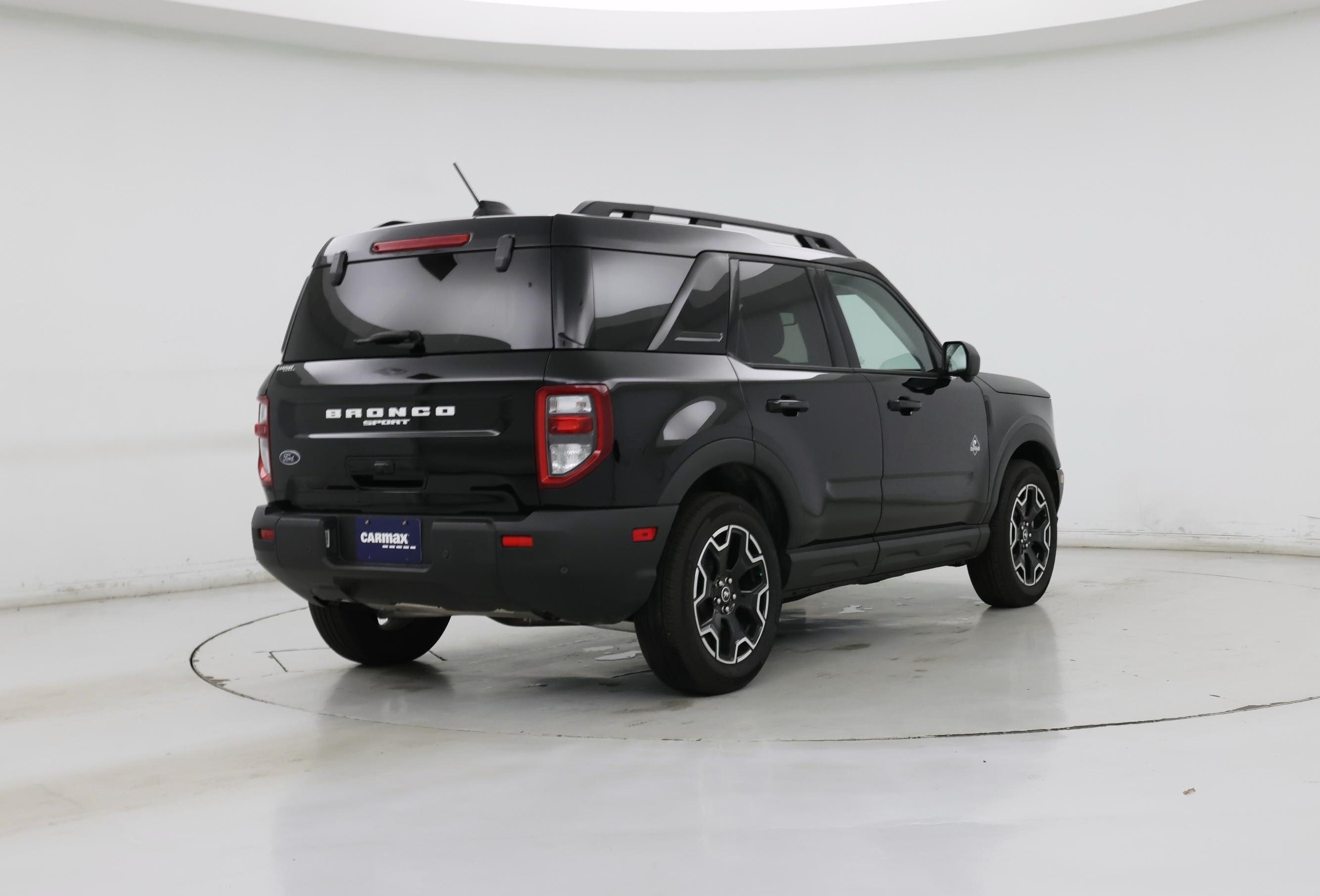 Thumbnail: 2025 Ford Bronco Sport - 8