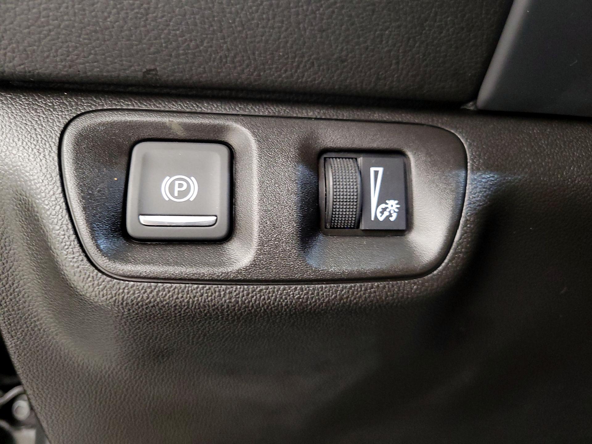 Thumbnail: 2023 GMC Acadia - 13