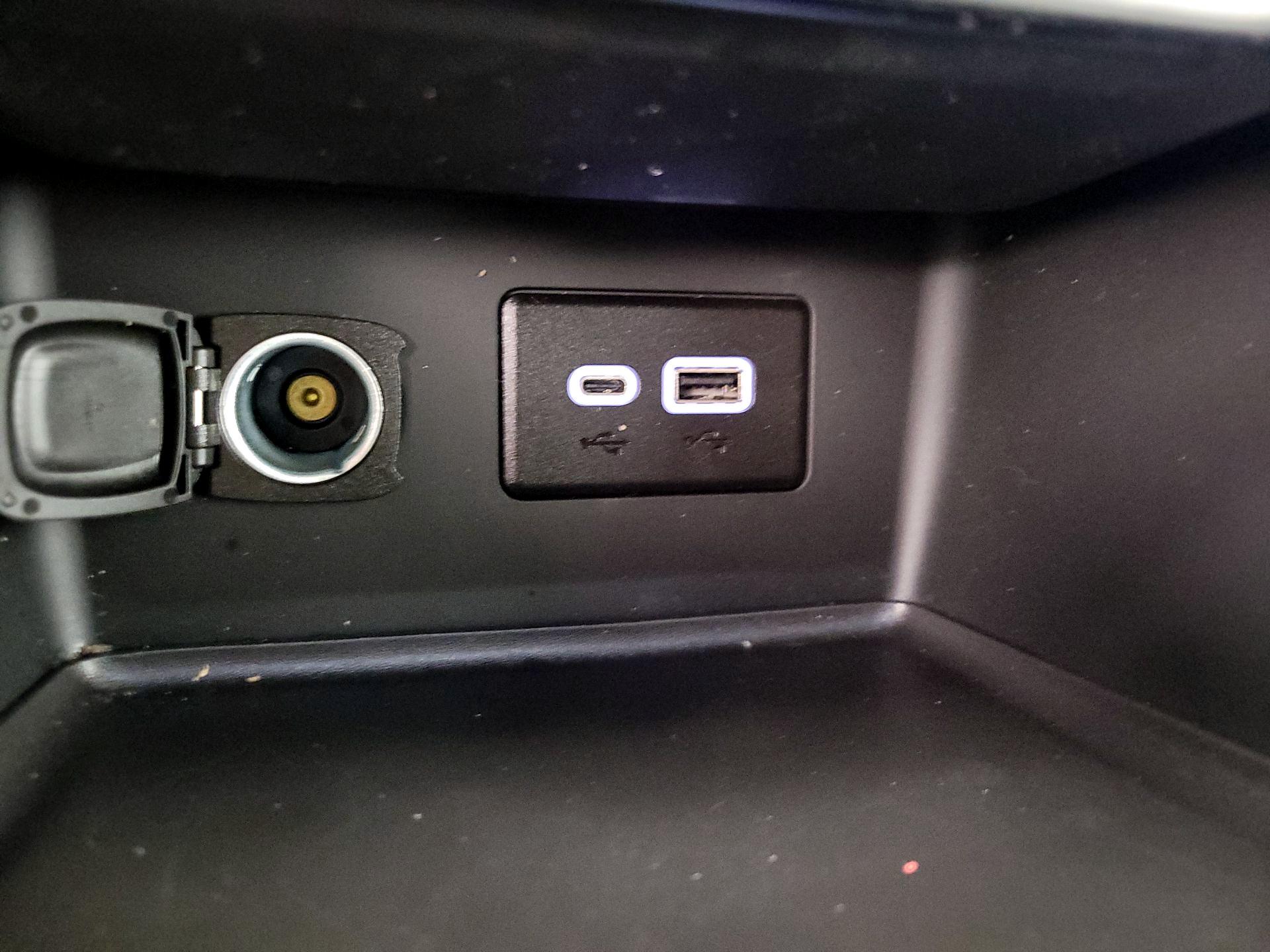 Thumbnail: 2023 GMC Acadia - 18