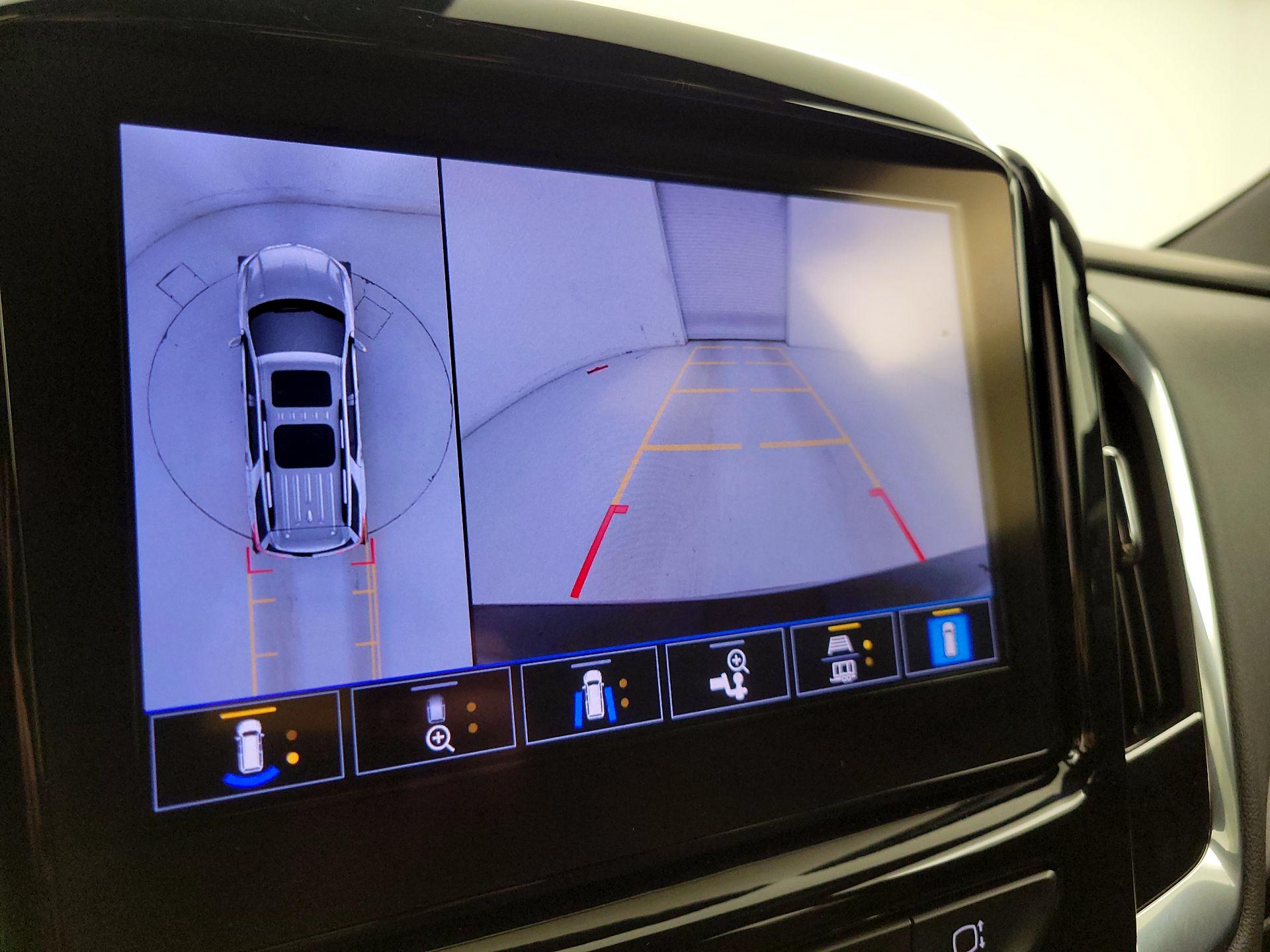 Thumbnail: 2023 Chevrolet Traverse - 14