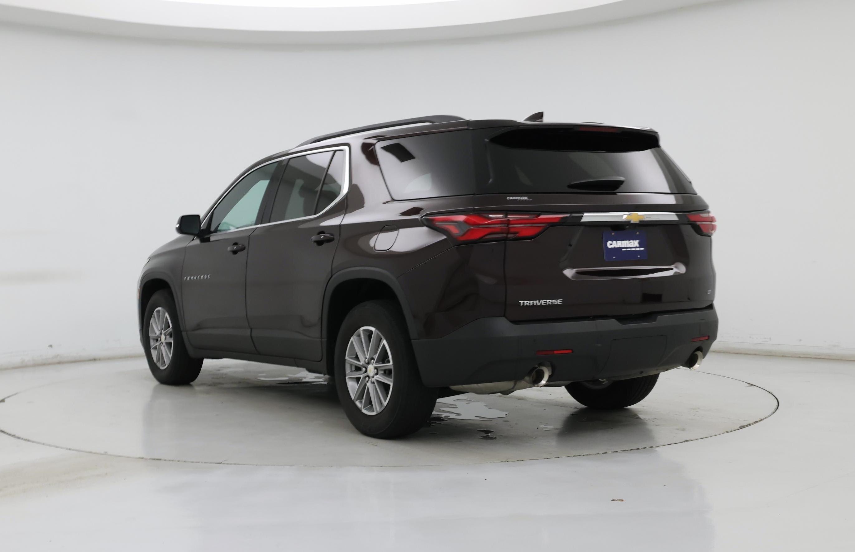 Thumbnail: 2023 Chevrolet Traverse - 2