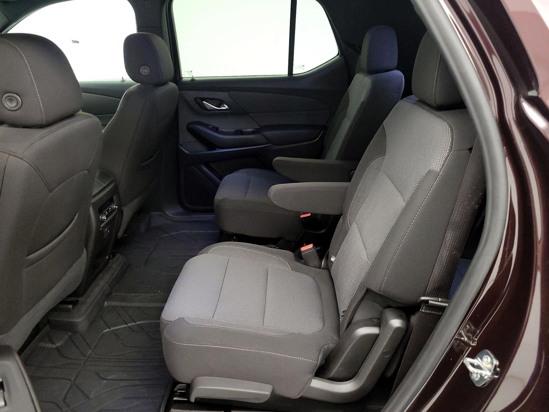 Thumbnail: 2023 Chevrolet Traverse - 19