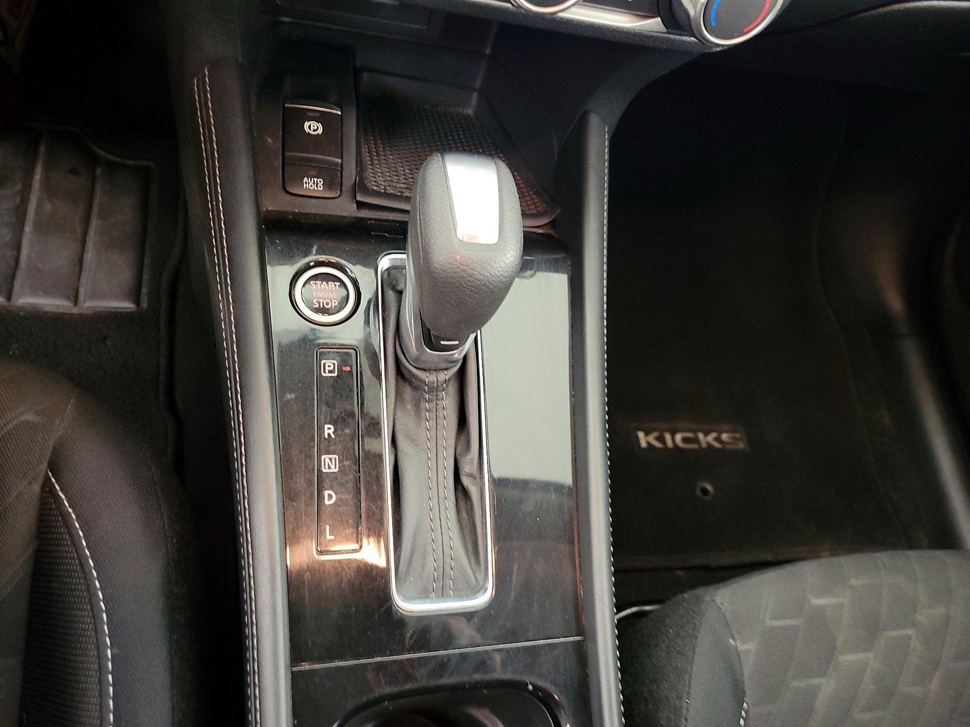 Thumbnail: 2024 Nissan Kicks - 17