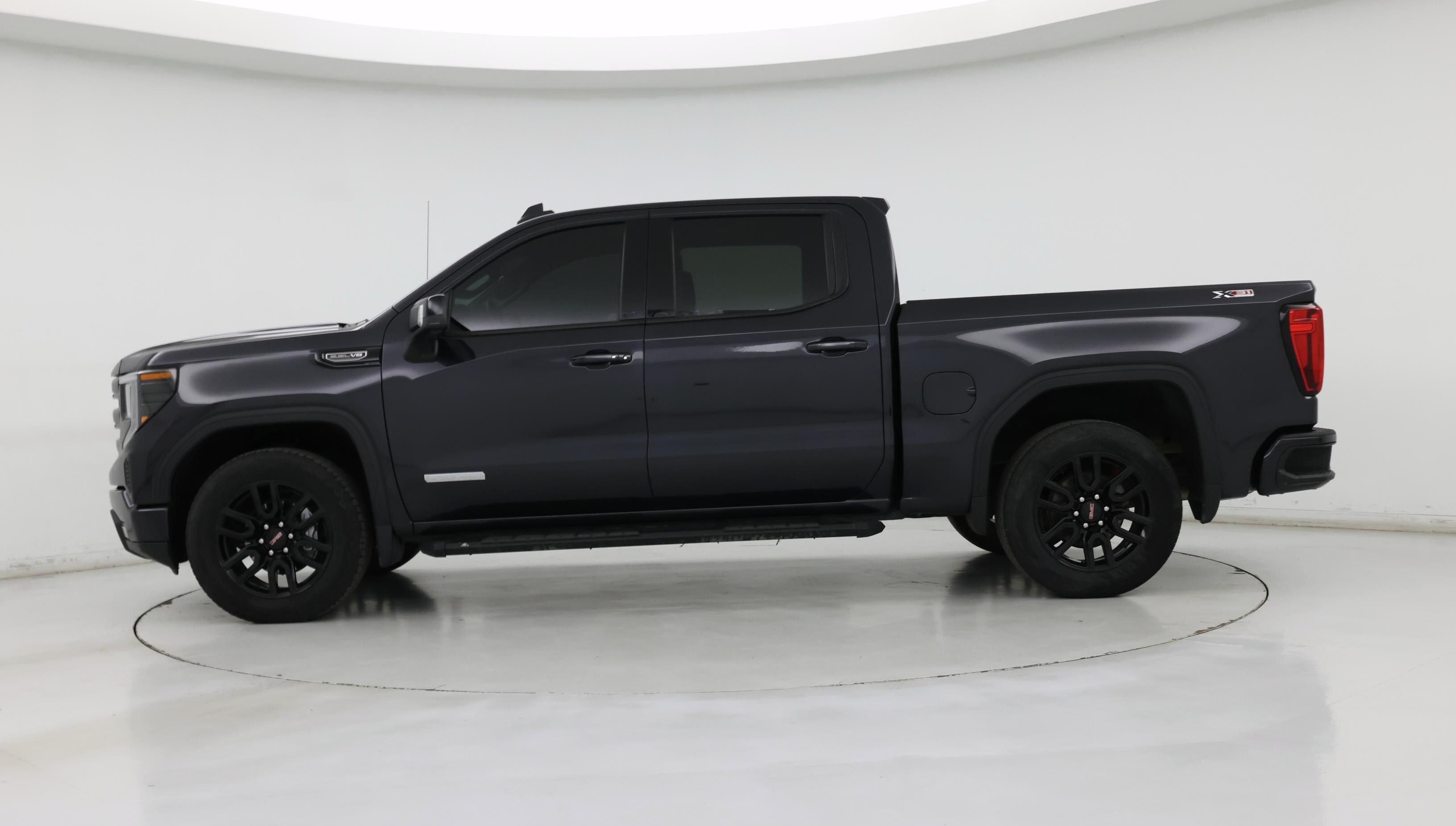 Thumbnail: 2022 GMC Sierra 1500 - 3