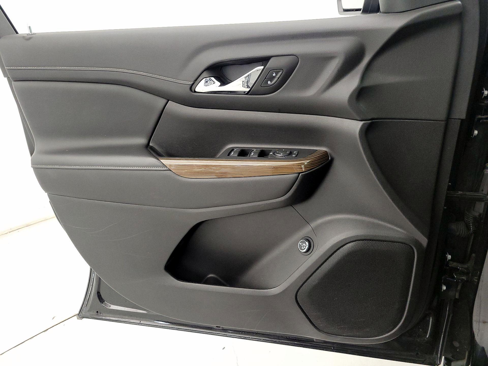 Thumbnail: 2023 GMC Acadia - 12