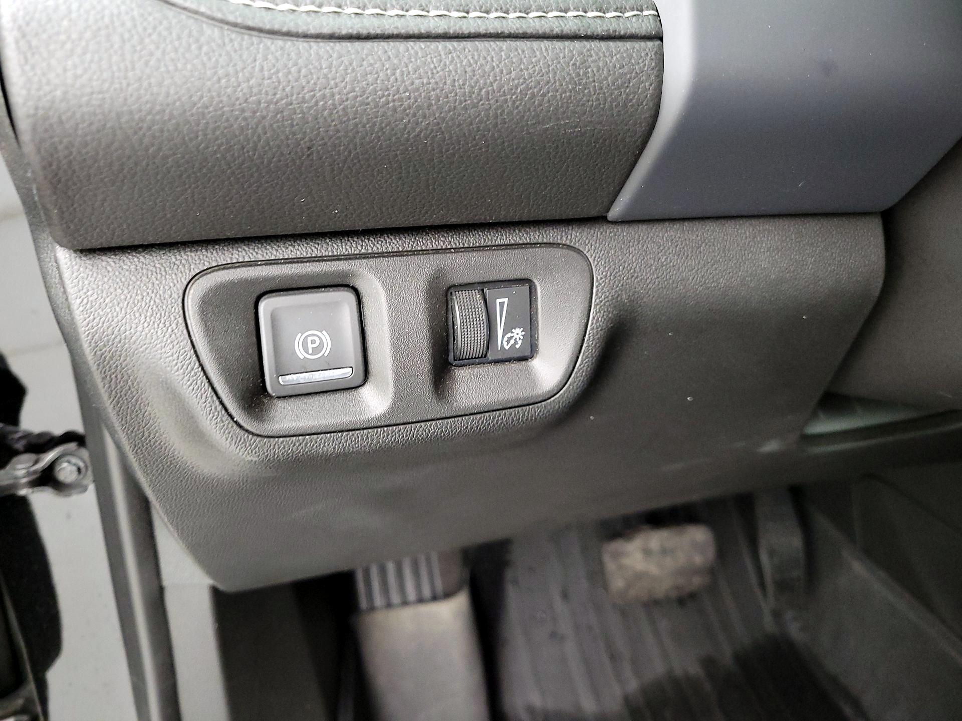 Thumbnail: 2023 GMC Acadia - 13