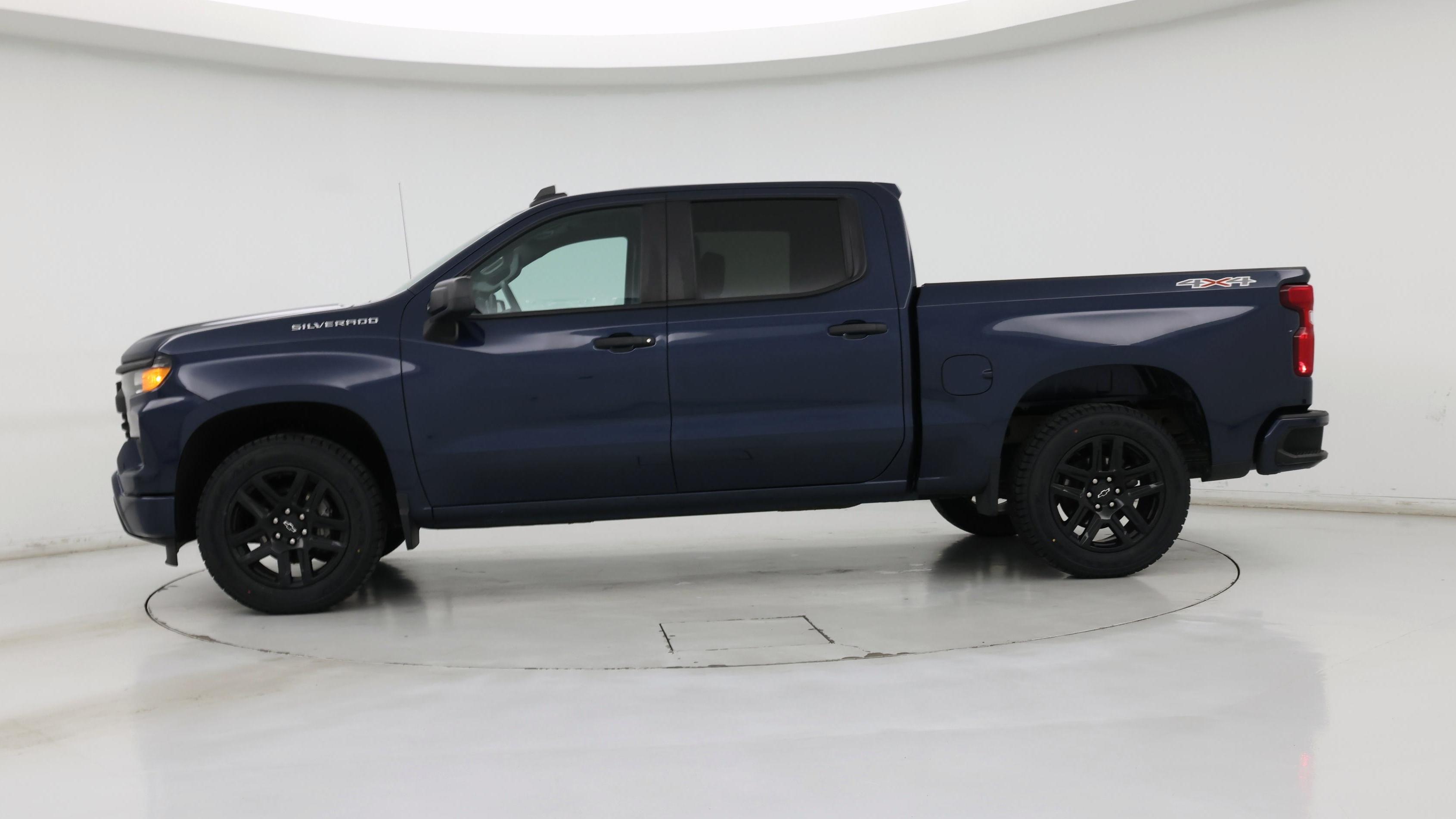 Thumbnail: 2022 Chevrolet Silverado 1500 - 3