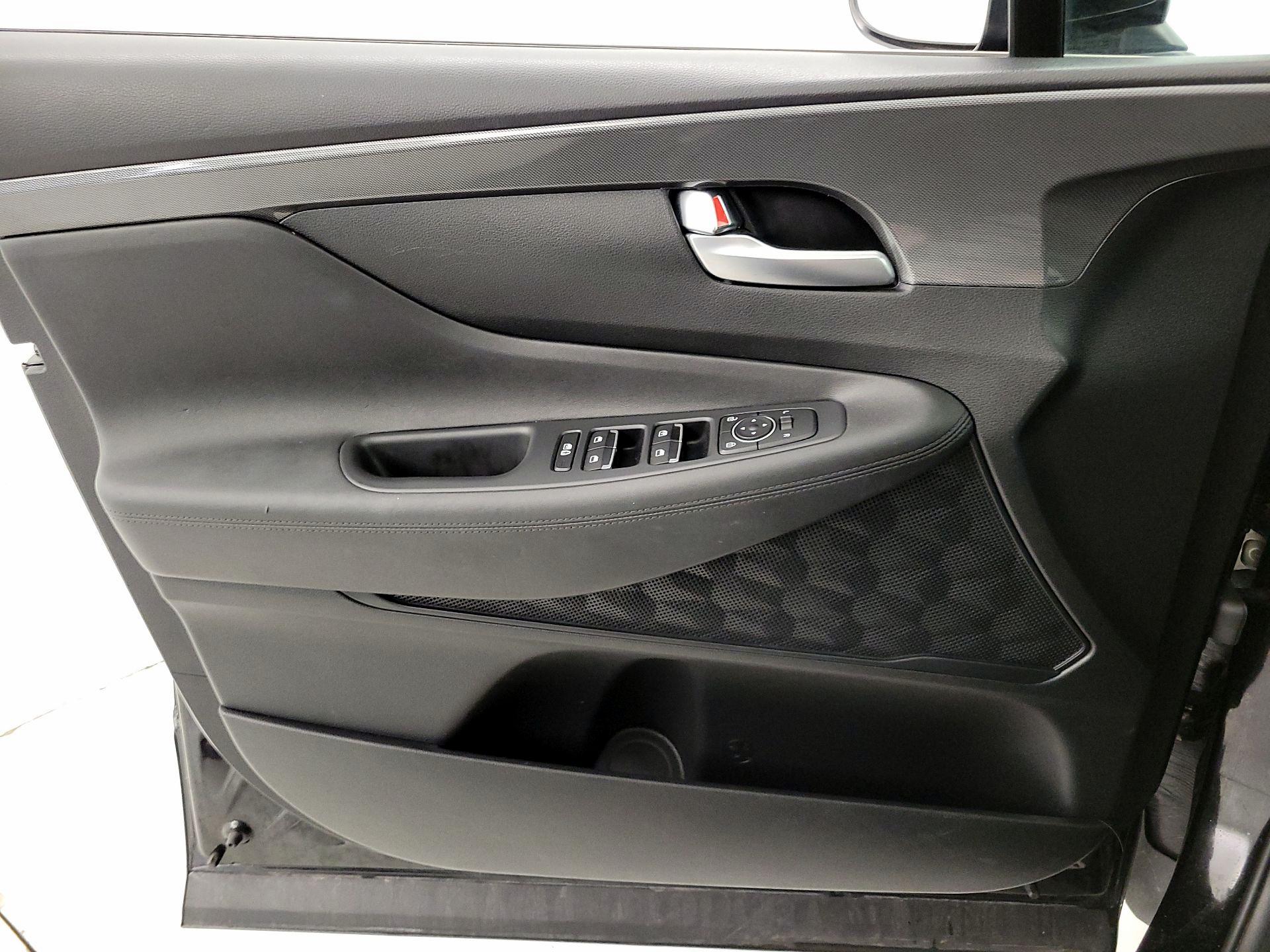 Thumbnail: 2023 Hyundai Santa Fe - 12