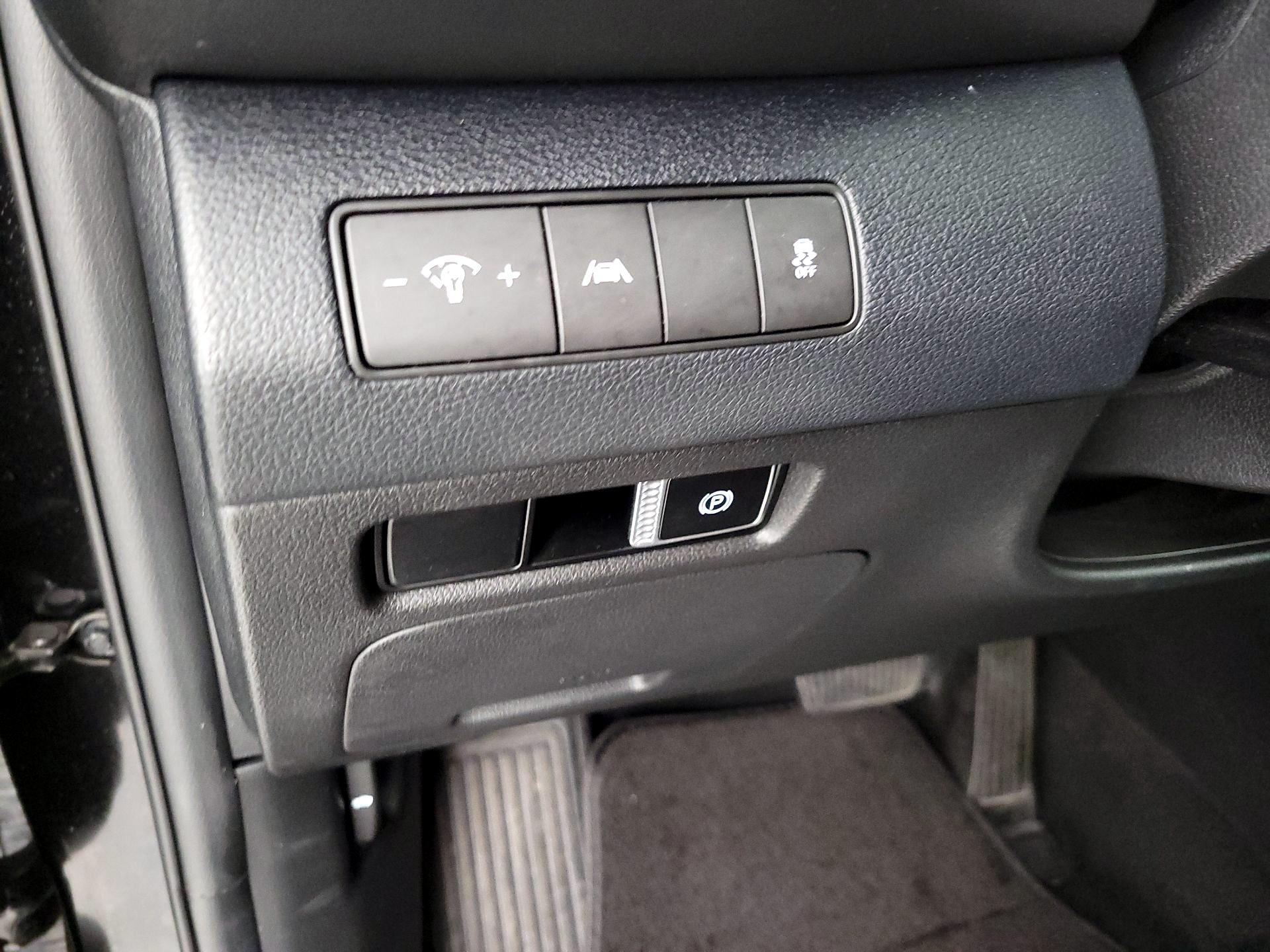 Thumbnail: 2023 Hyundai Santa Fe - 13