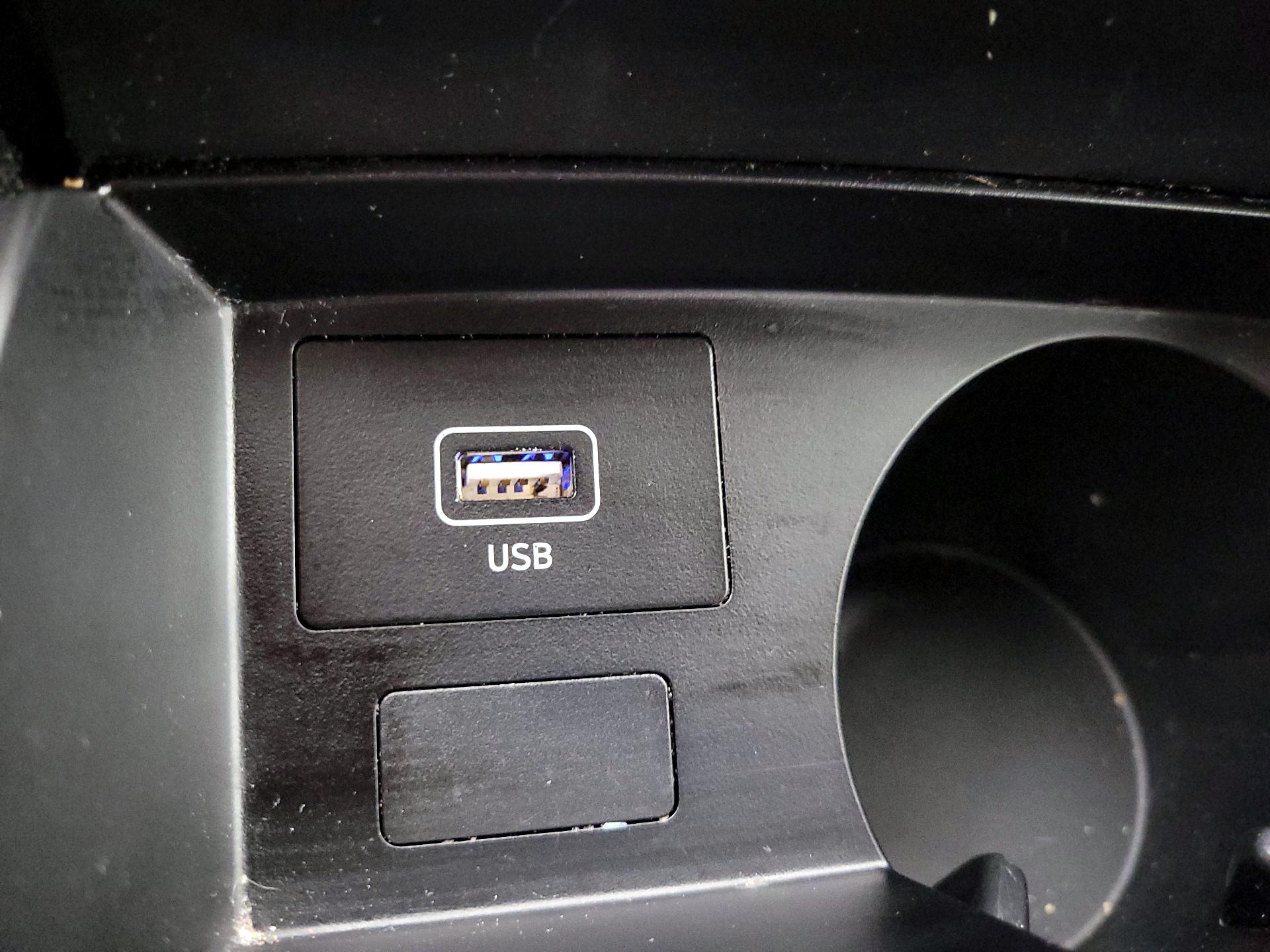 Thumbnail: 2023 Hyundai Santa Fe - 18