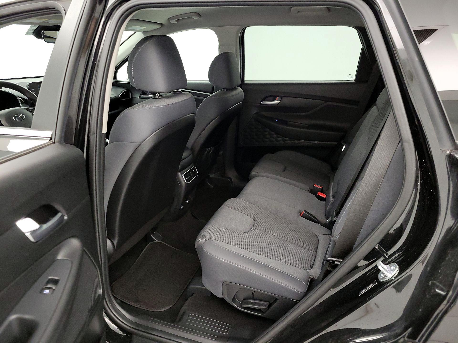 Thumbnail: 2023 Hyundai Santa Fe - 19