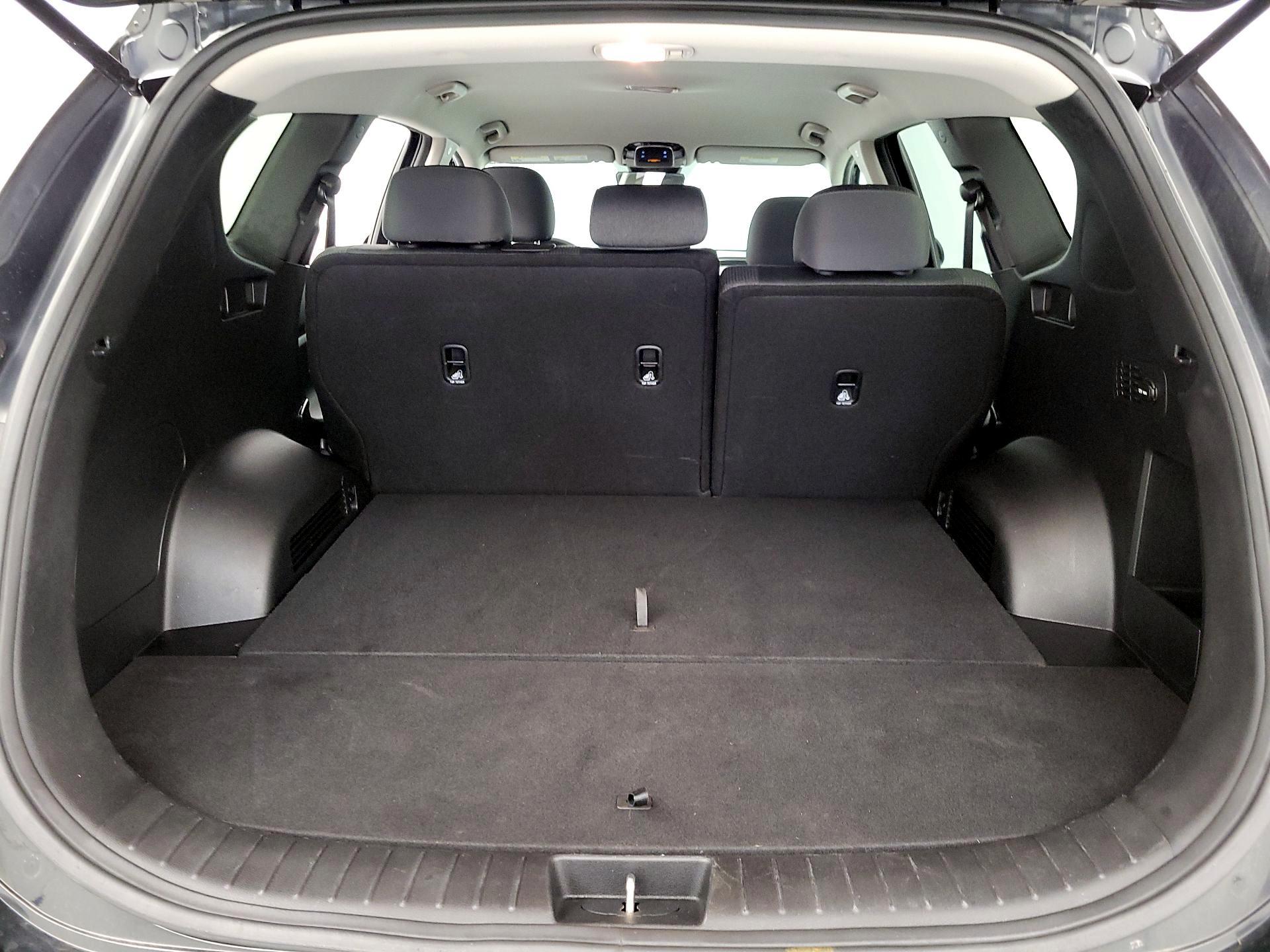 Thumbnail: 2023 Hyundai Santa Fe - 20