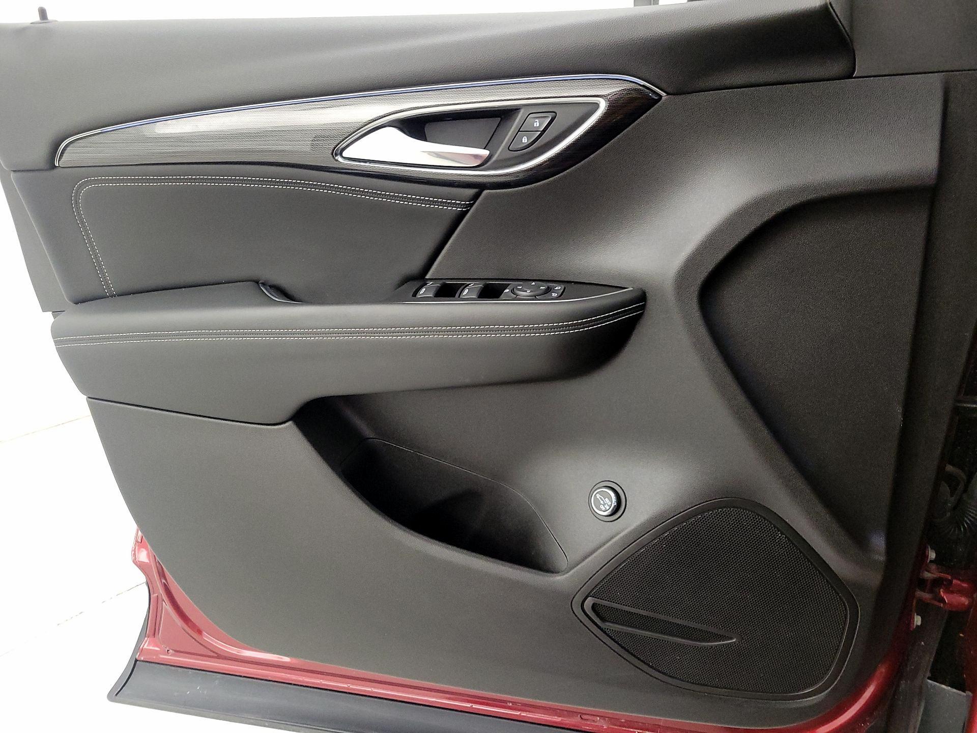 Thumbnail: 2023 Buick Envision - 12