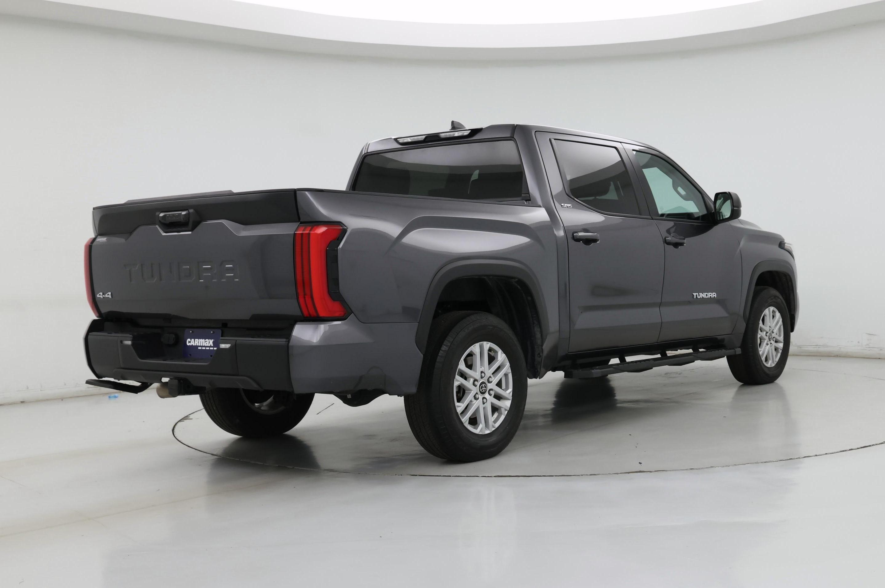 Thumbnail: 2024 Toyota Tundra - 8